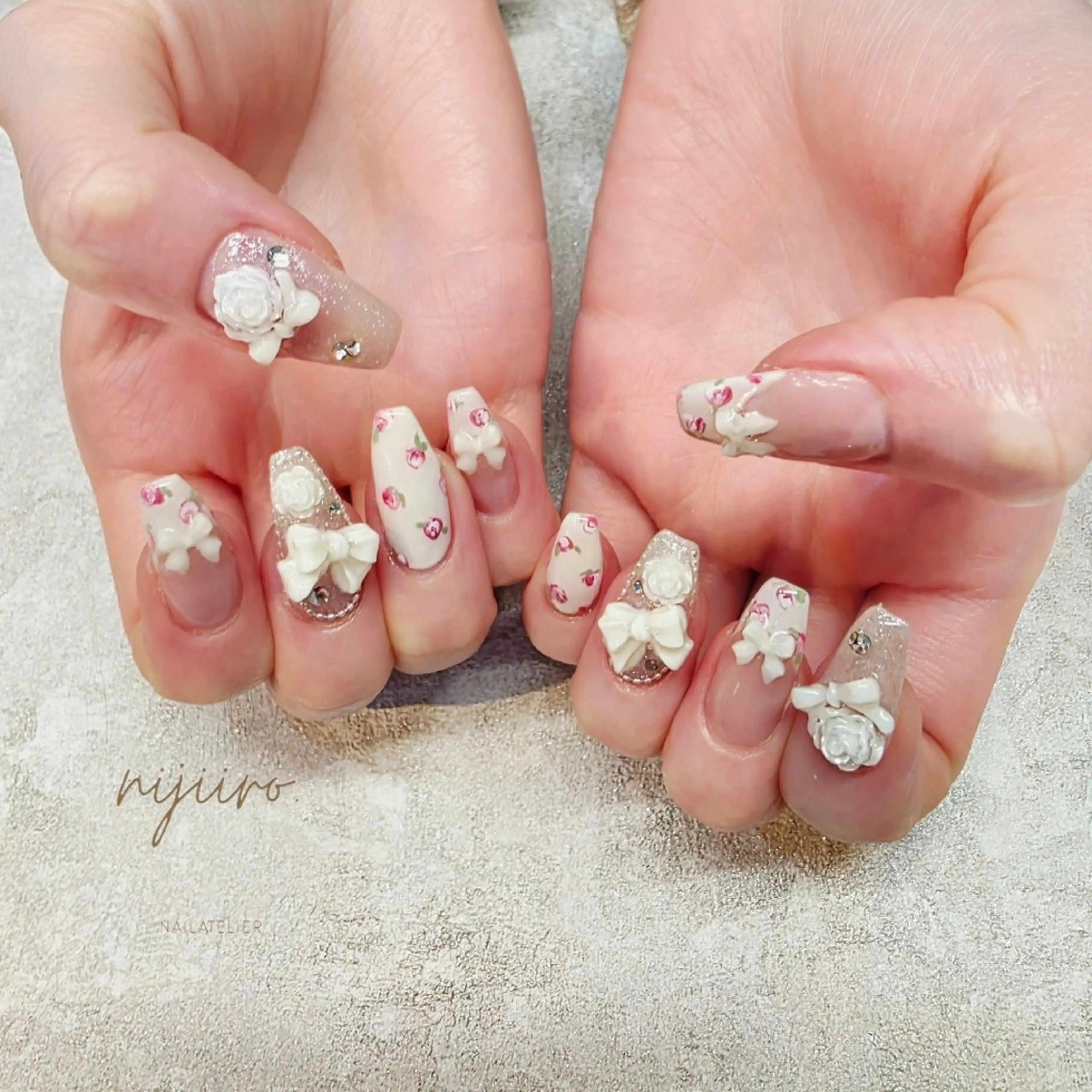 ネイル ハンドネイル nailatelier nijiiro.所属・nijiiro🌈 サトウのネイルデザイン