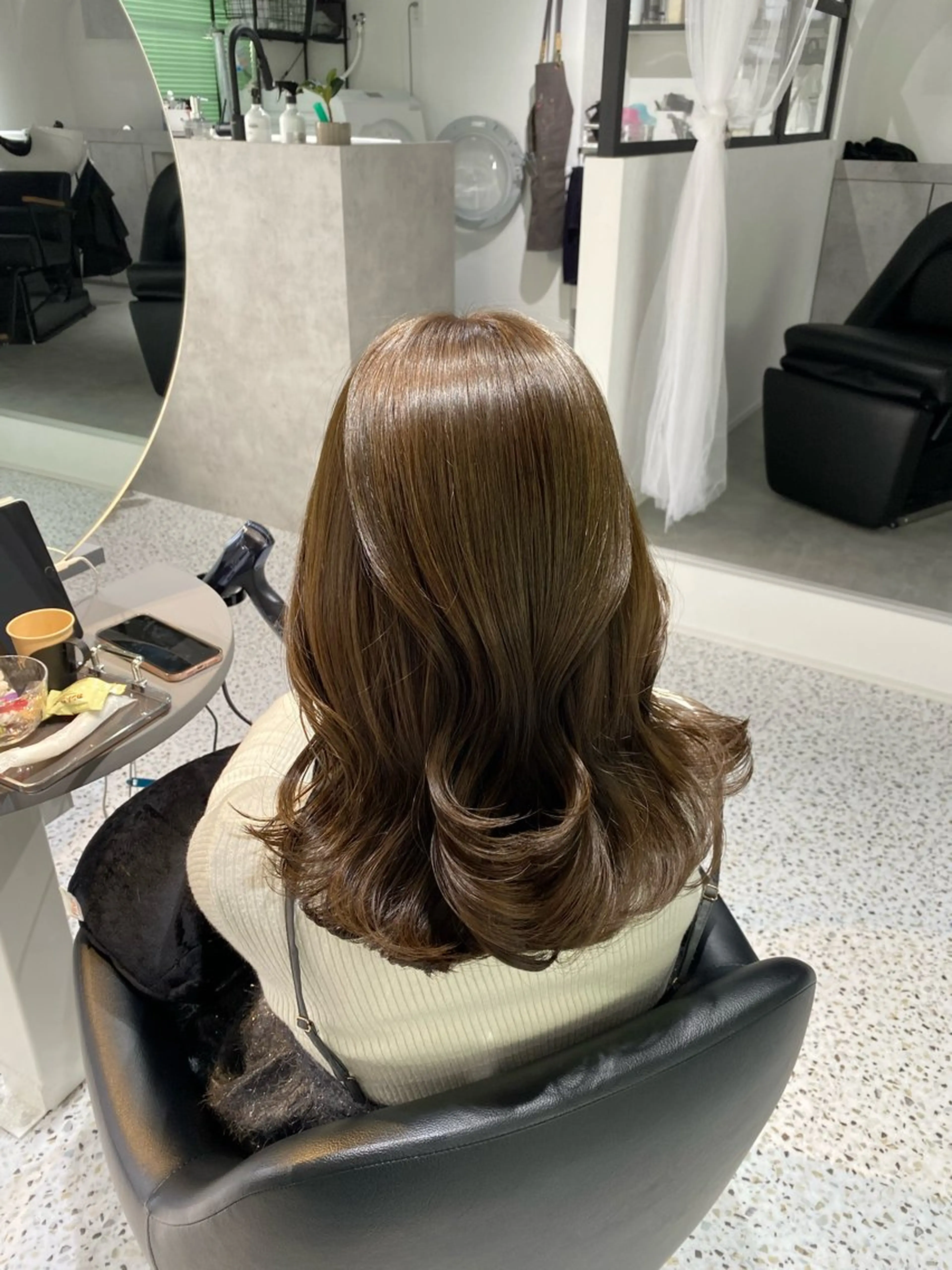 ミディアム カラー パーマ ヘアアレンジ メンズ キッズ ベージュカラー オリーブベージュ カット ヘアカラー Lumo所属・💖横浜ブリーチなし 💖MIHOのヘアスタイル