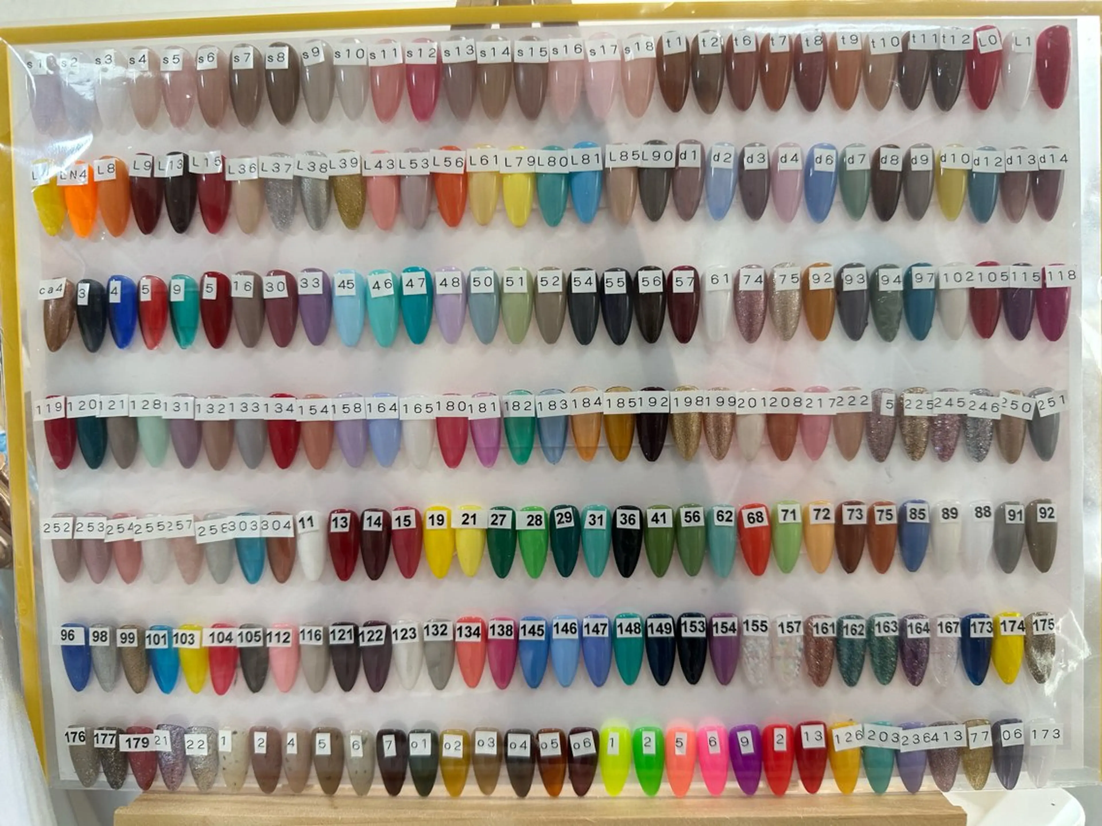 ネイル Moon’s 🌙 nailのネイルデザイン