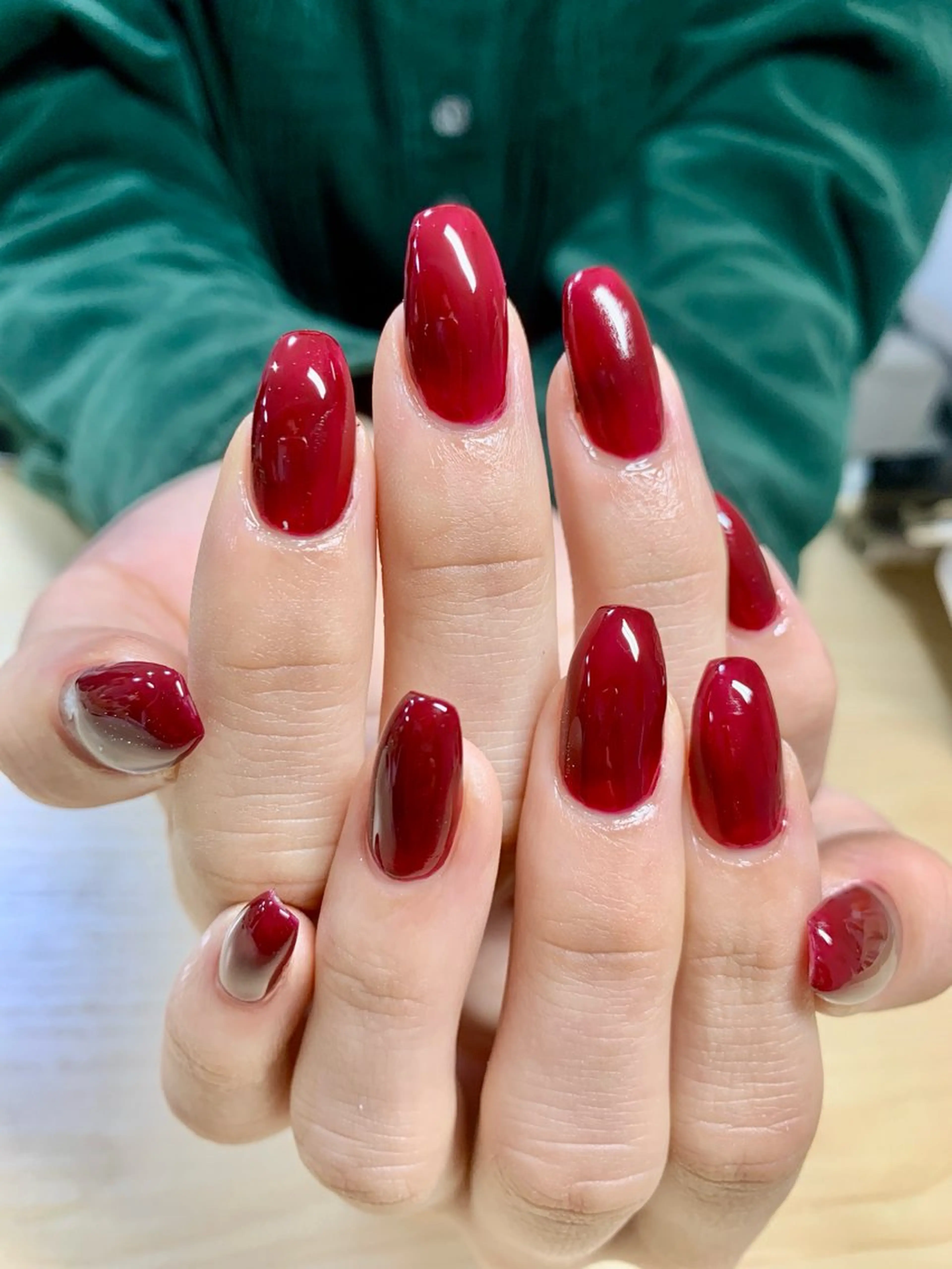 ネイル ハンドネイル mira-cle大濱美容アカデミー所属・AI NAのネイルデザイン