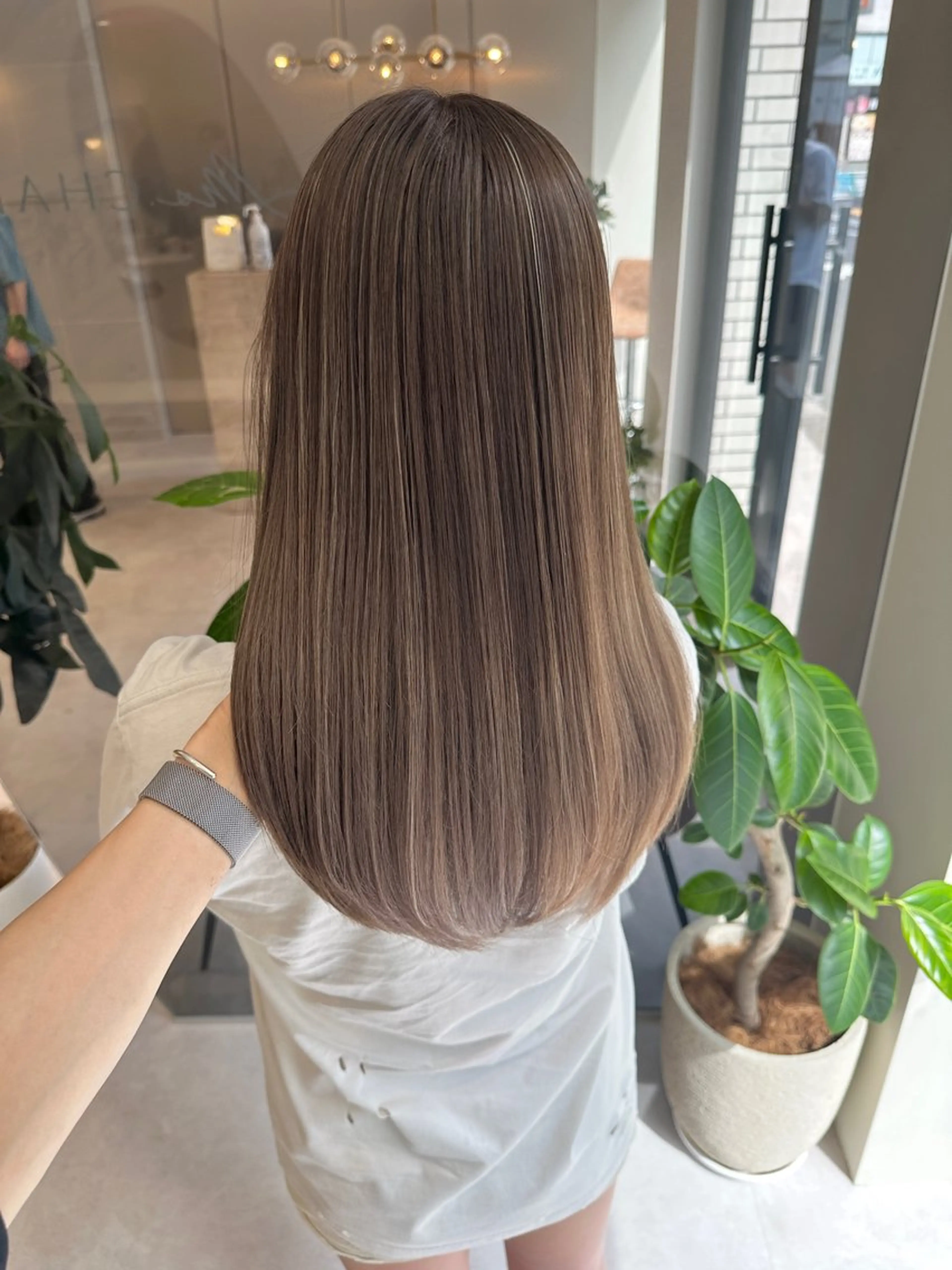 ケア縮毛矯正+カット+トリートメントの写真