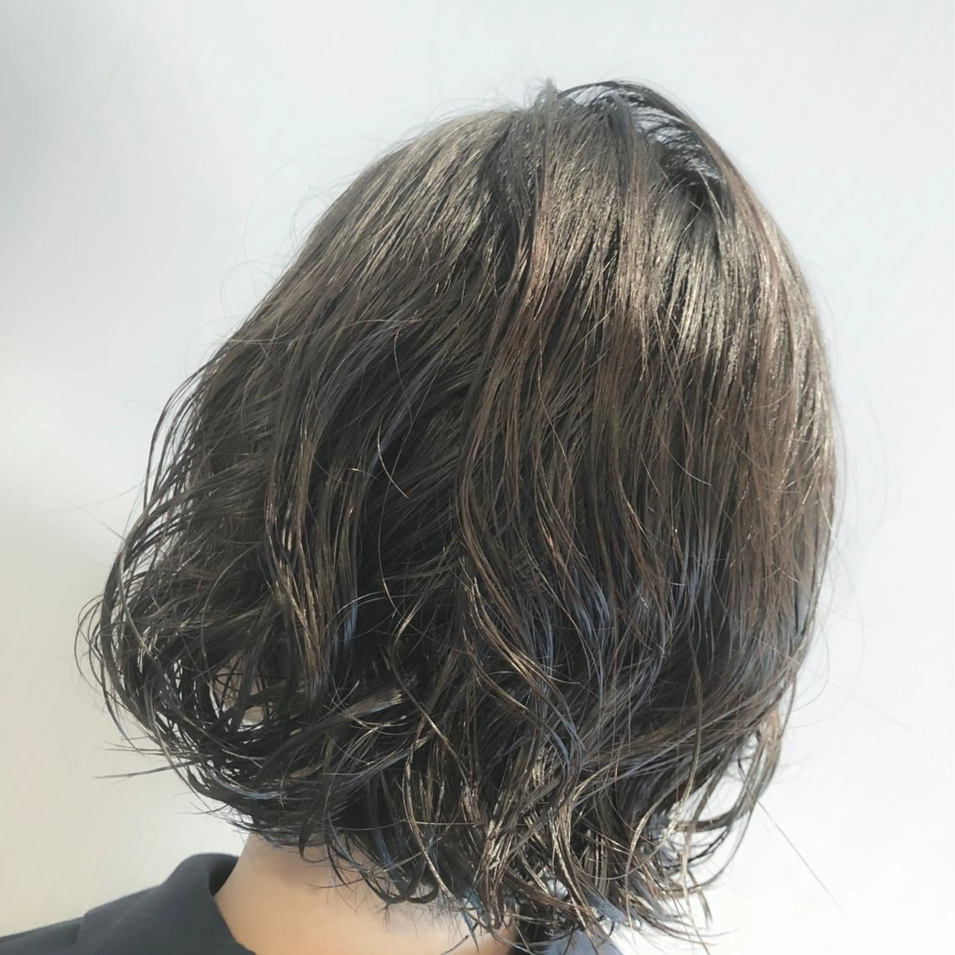 ショート パーマ 小國 綾かのヘアスタイル