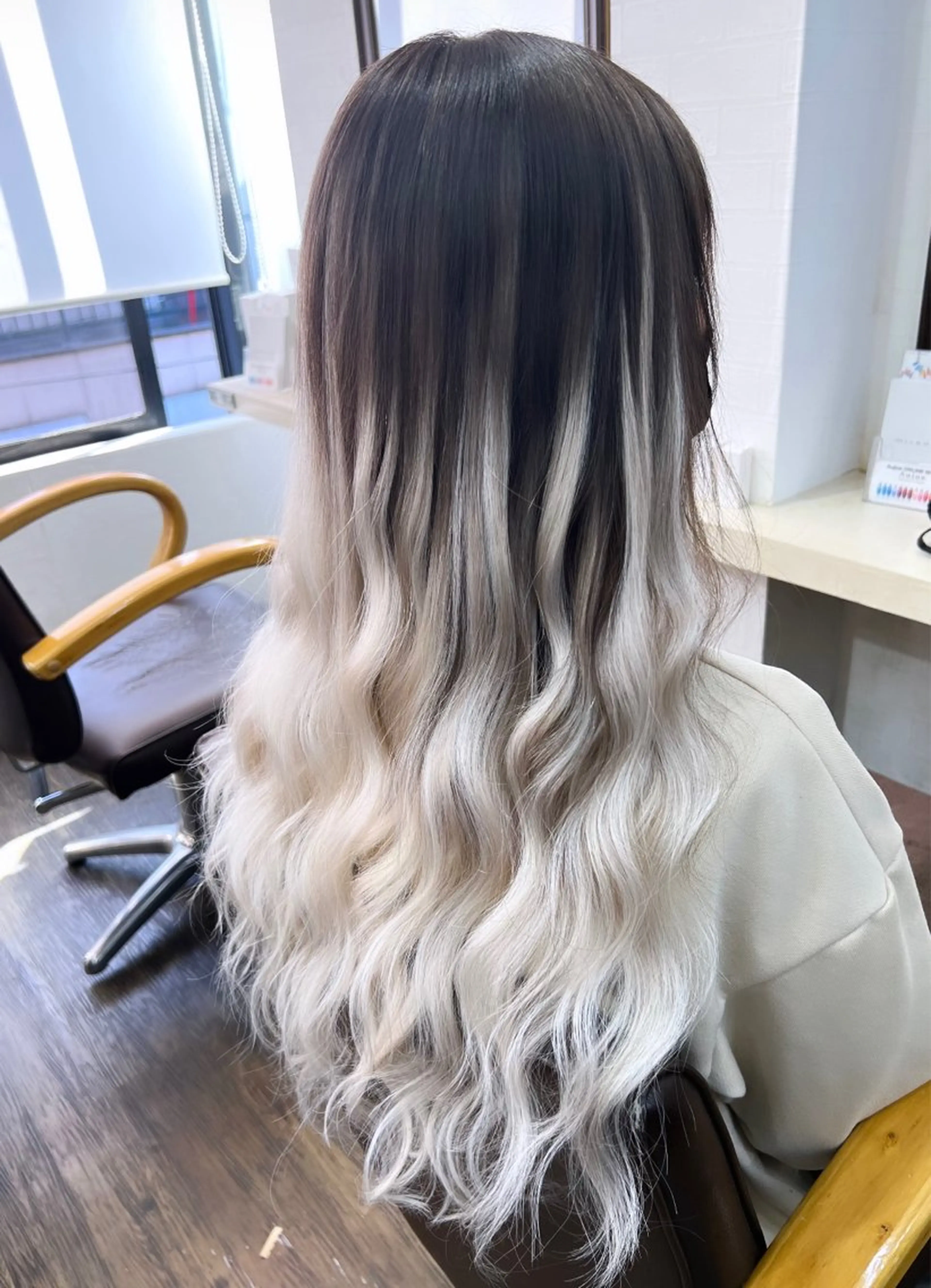 ロング カラー ヘアカラー エクステ 🧠U-topia 西村彩🧠のヘアスタイル