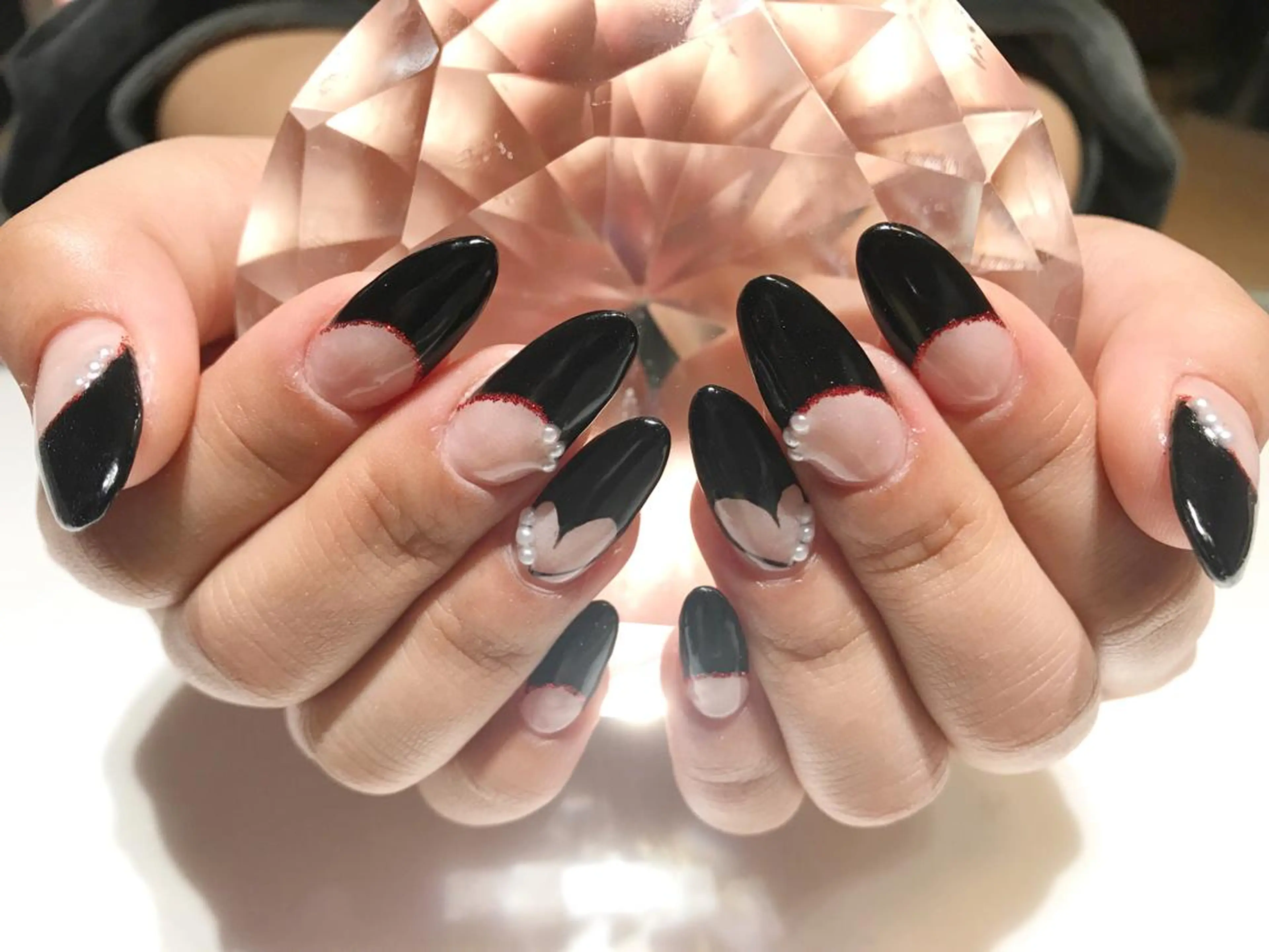 ネイル フレンチネイル ジェルネイル スカルプネイル YUN 💅のネイルデザイン