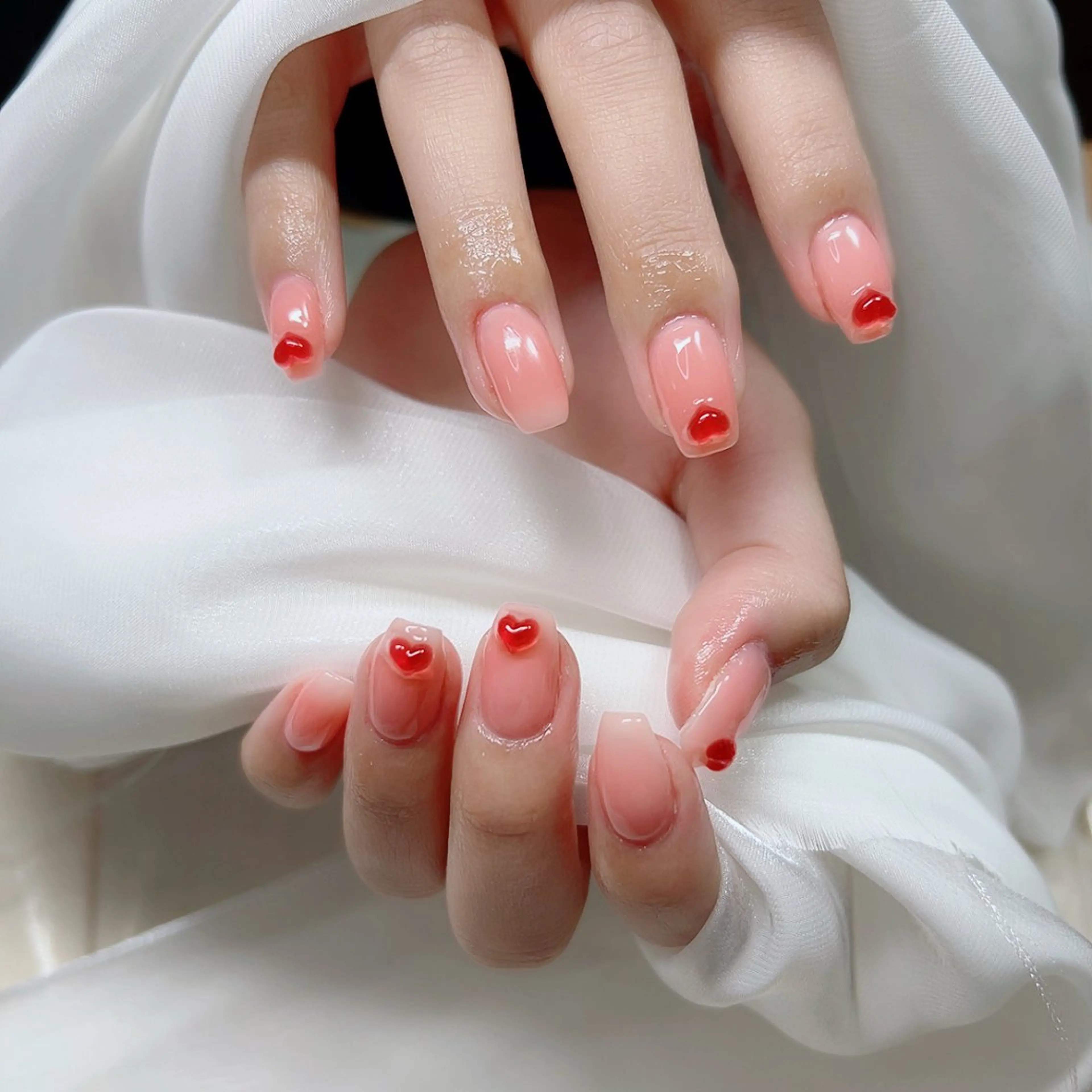 ネイル ハート オフィスネイル ピンク バレンタイン Cute Tips nailのネイルデザイン