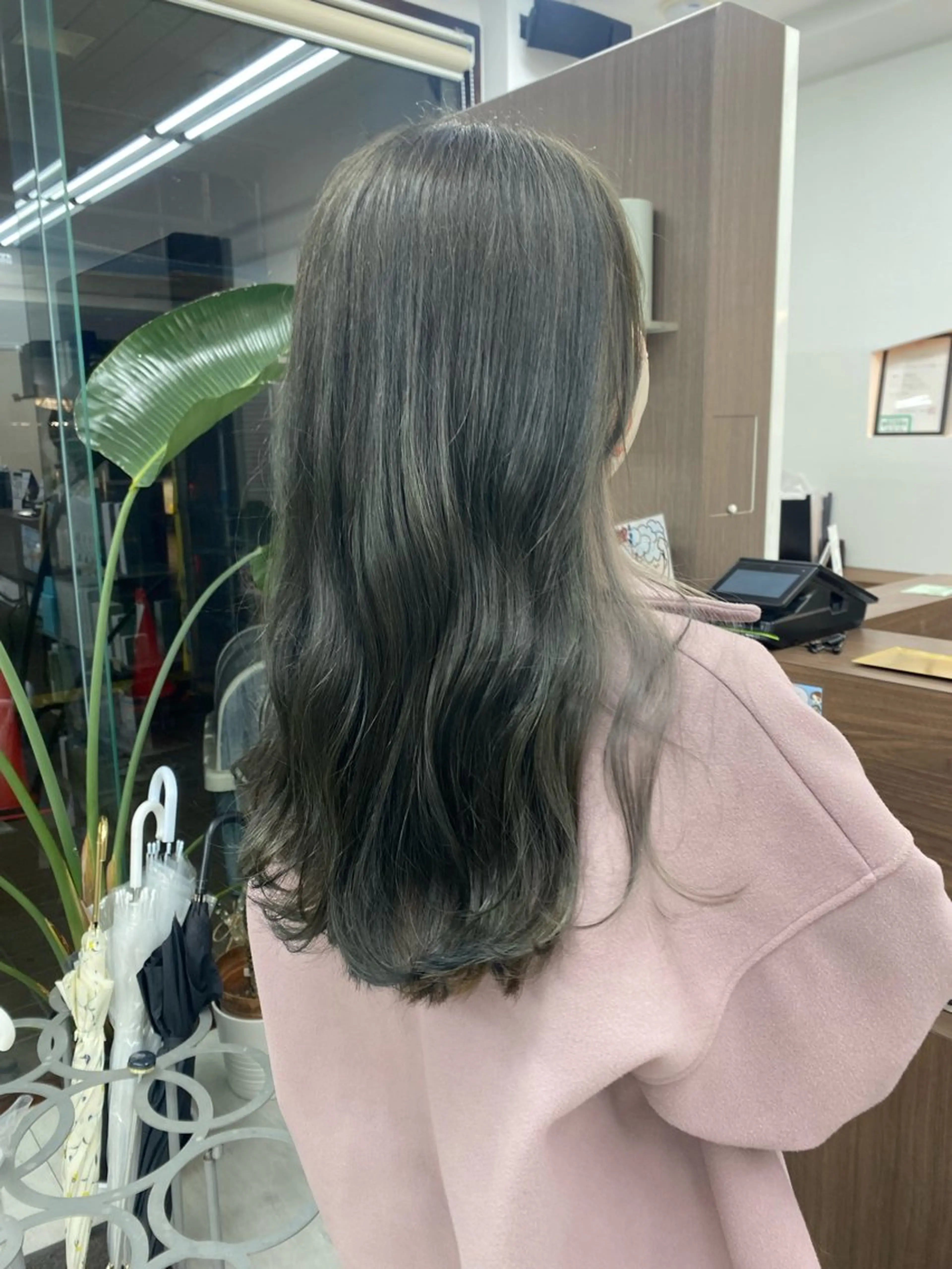 ロング ヘアカラー 月野涼風 /レイヤーカットのヘアスタイル