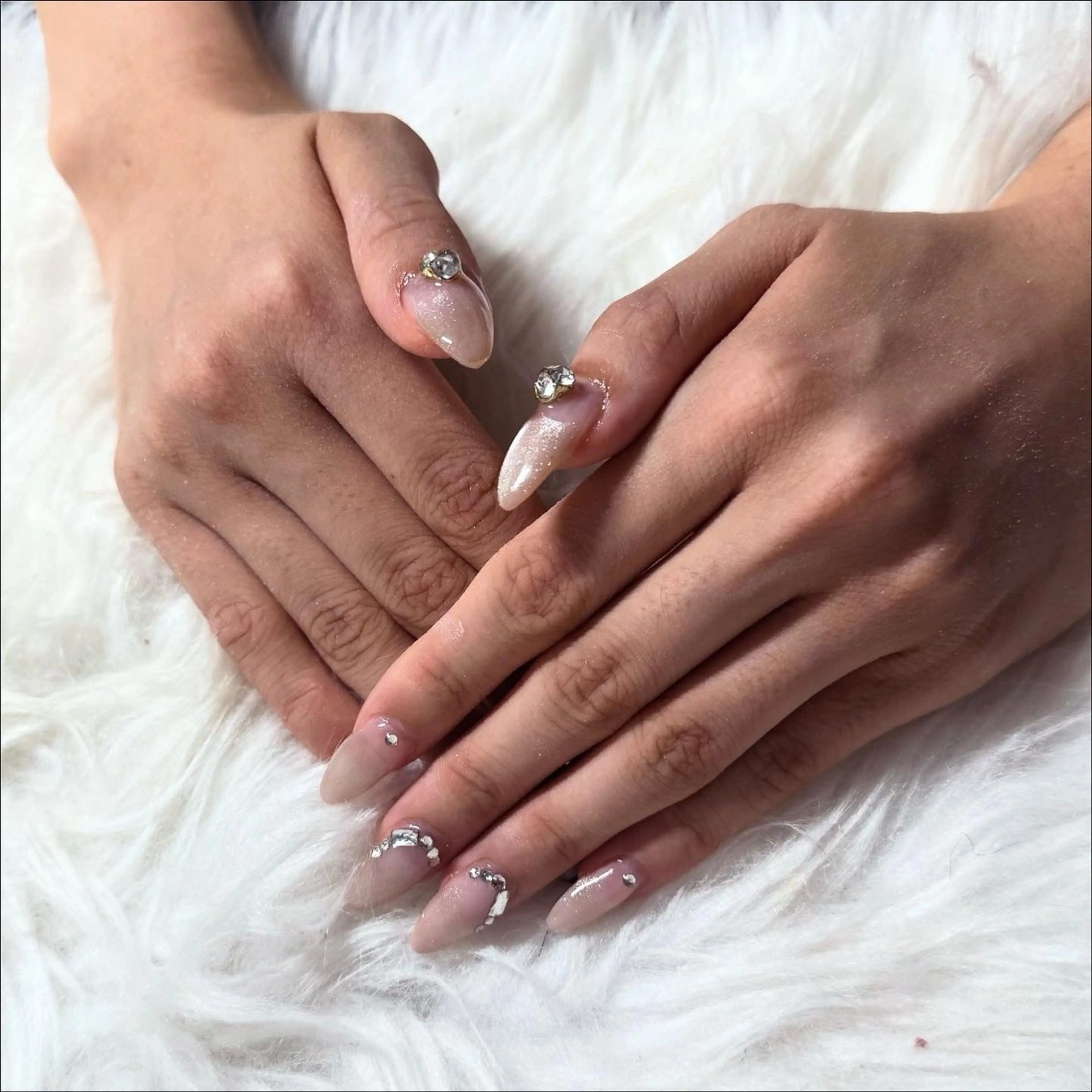 ミディアム ハンドネイル mao .のネイルデザイン