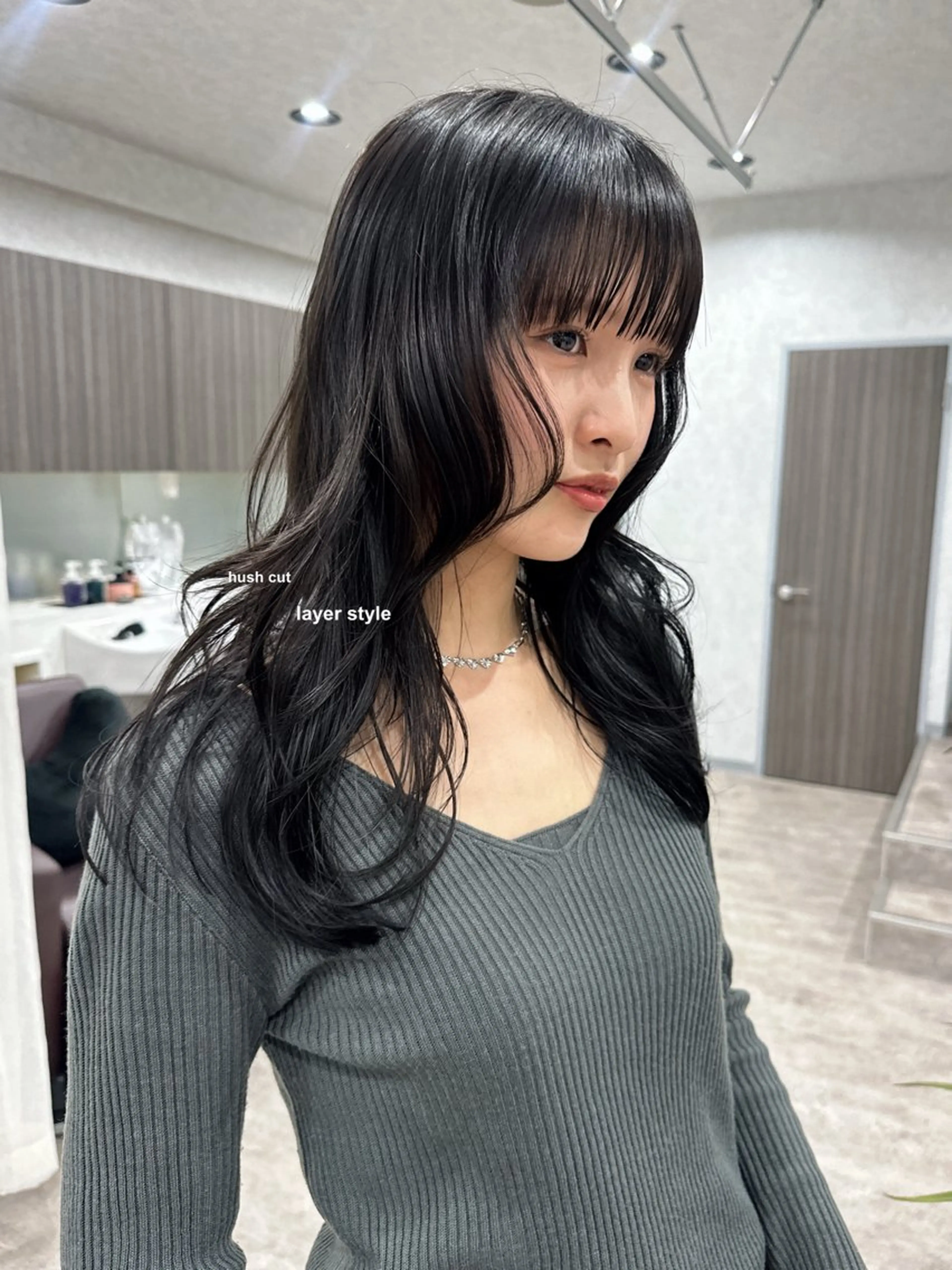 セミロング カラー カット ヘアカラー トリートメント v-lab studio所属・韓国レイヤーカット/ 艶カラー/ noaのヘアスタイル