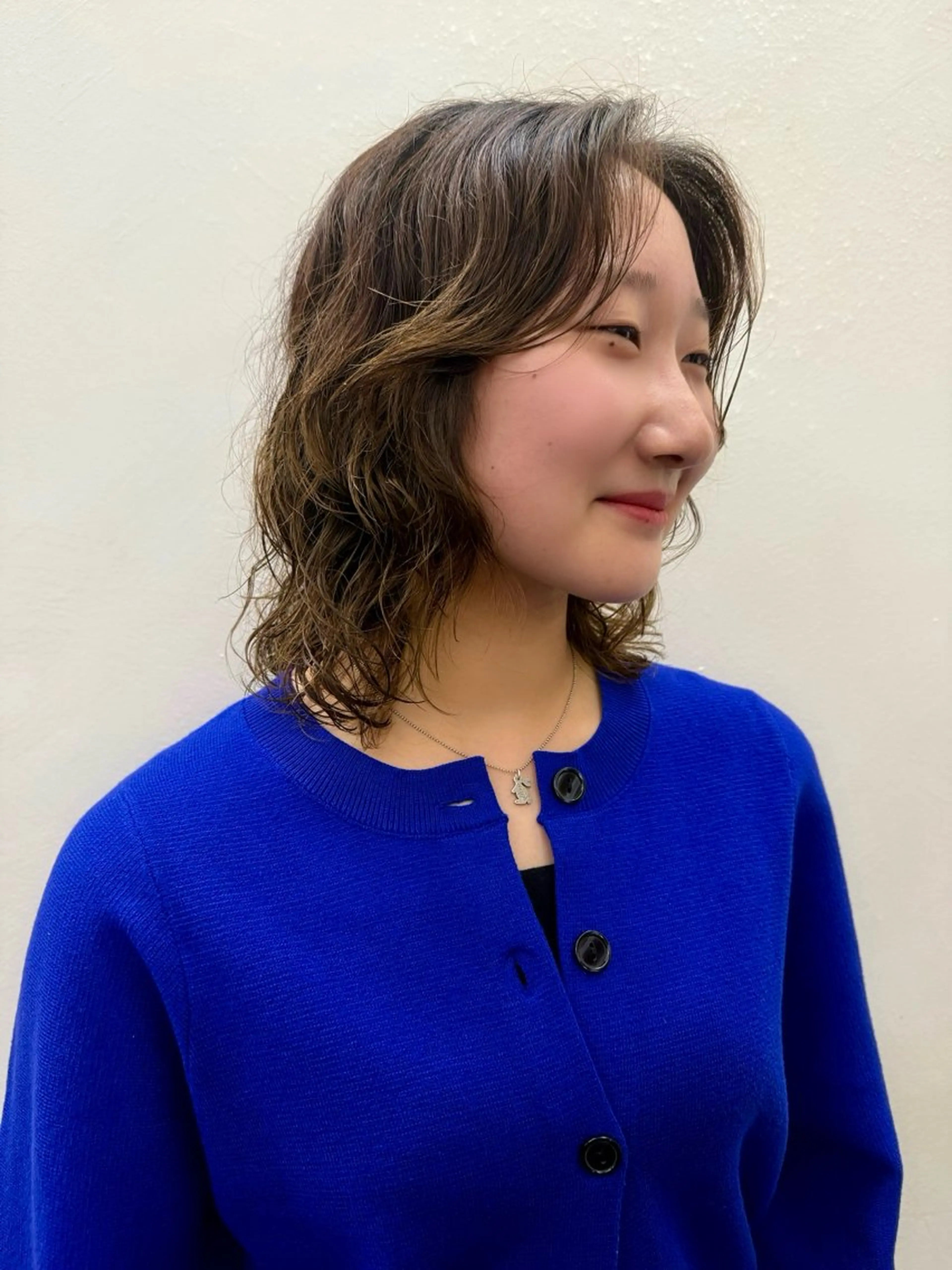 ミディアム パーマ ミディアムパーマ レイヤーカット ニュアンスパーマ カット パーマ トリートメント Paddle所属・似合わせレイヤー/ レイヤーパーマ/高倉のヘアスタイル