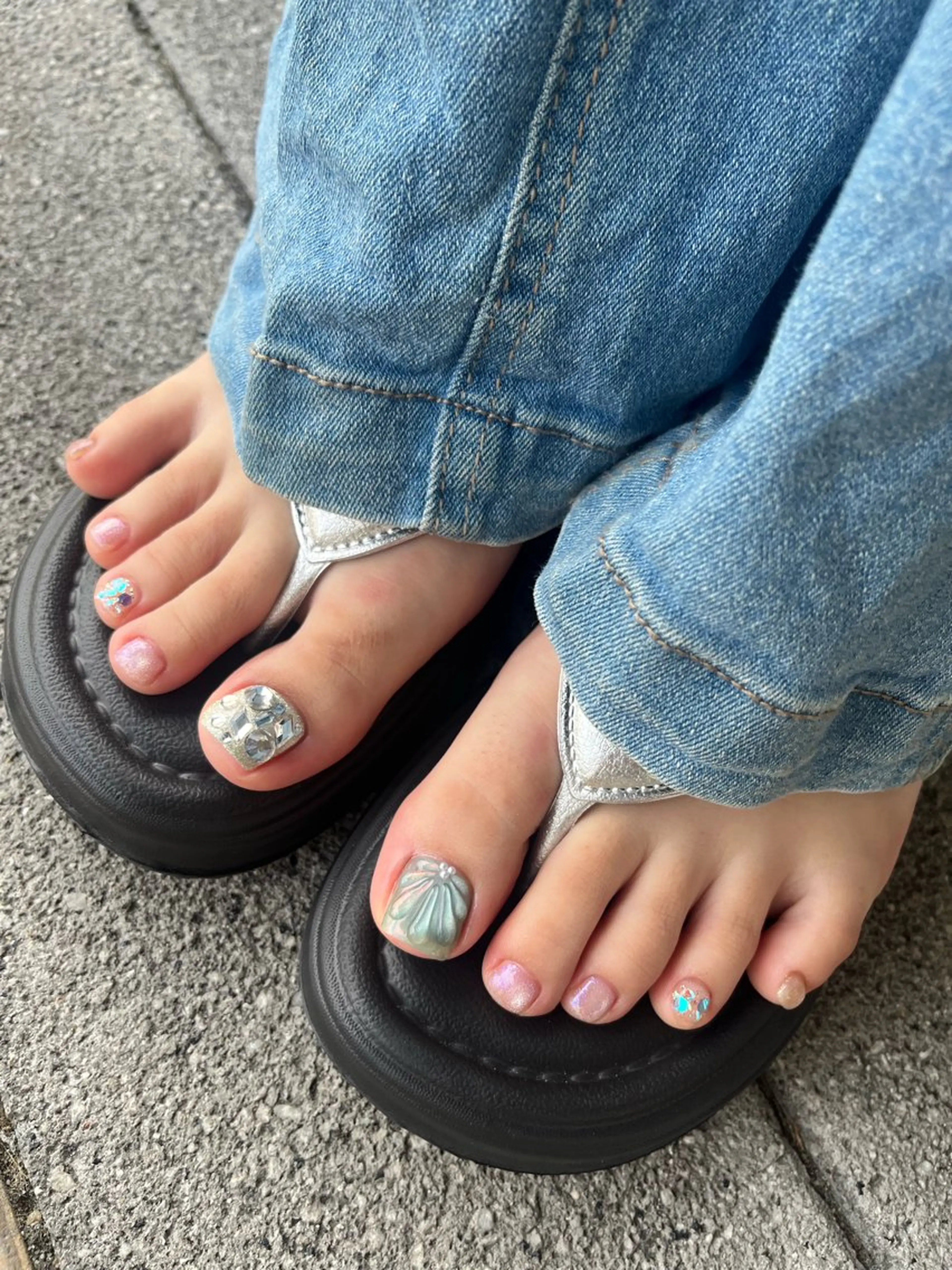 ネイル フットネイル Ayumi/艶カラー /レイヤー/ネイルのネイルデザイン