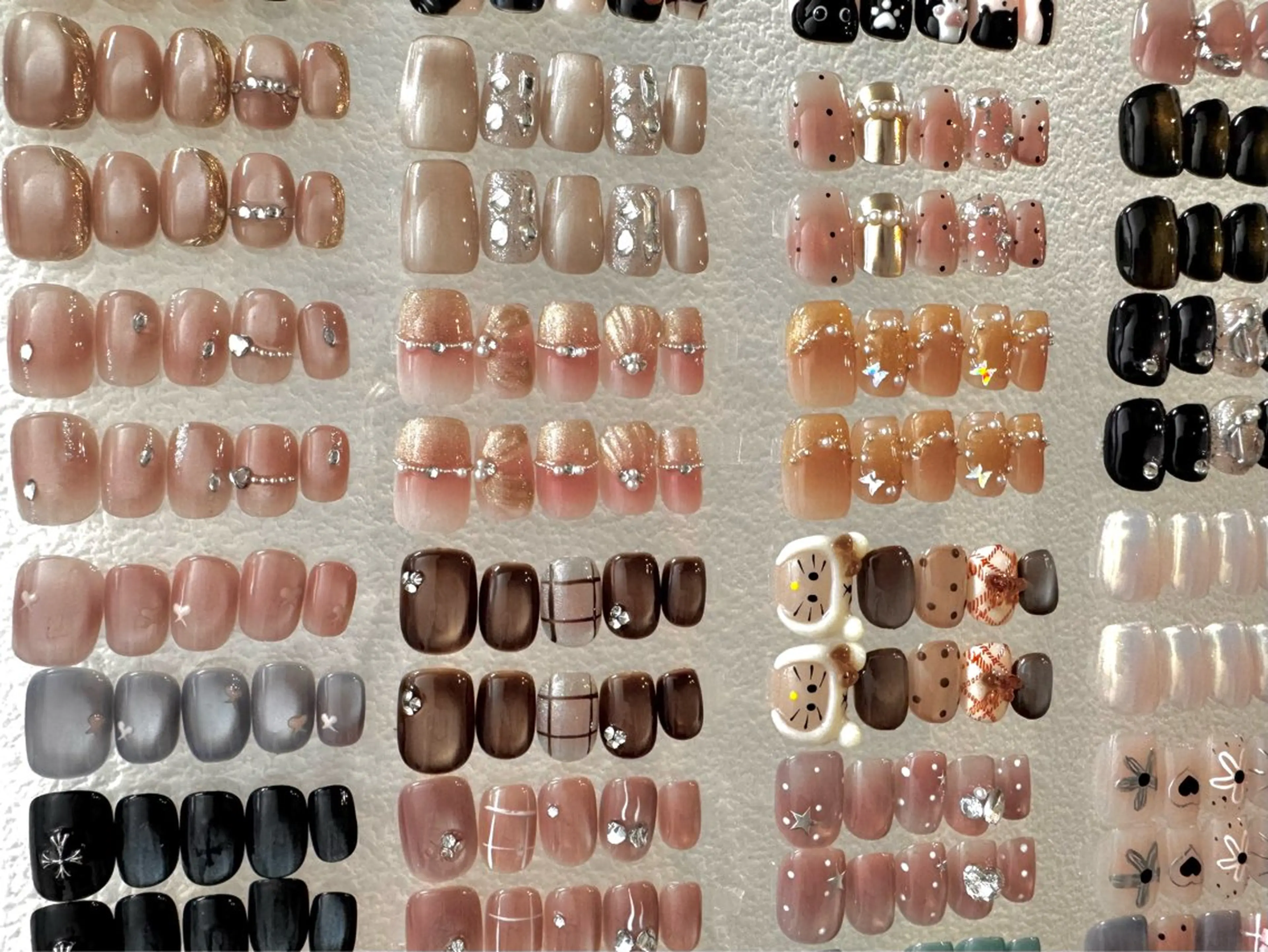 ミディアム 韓国風ヘア クリスマス ハンドネイル Rela・S NAILのネイルデザイン