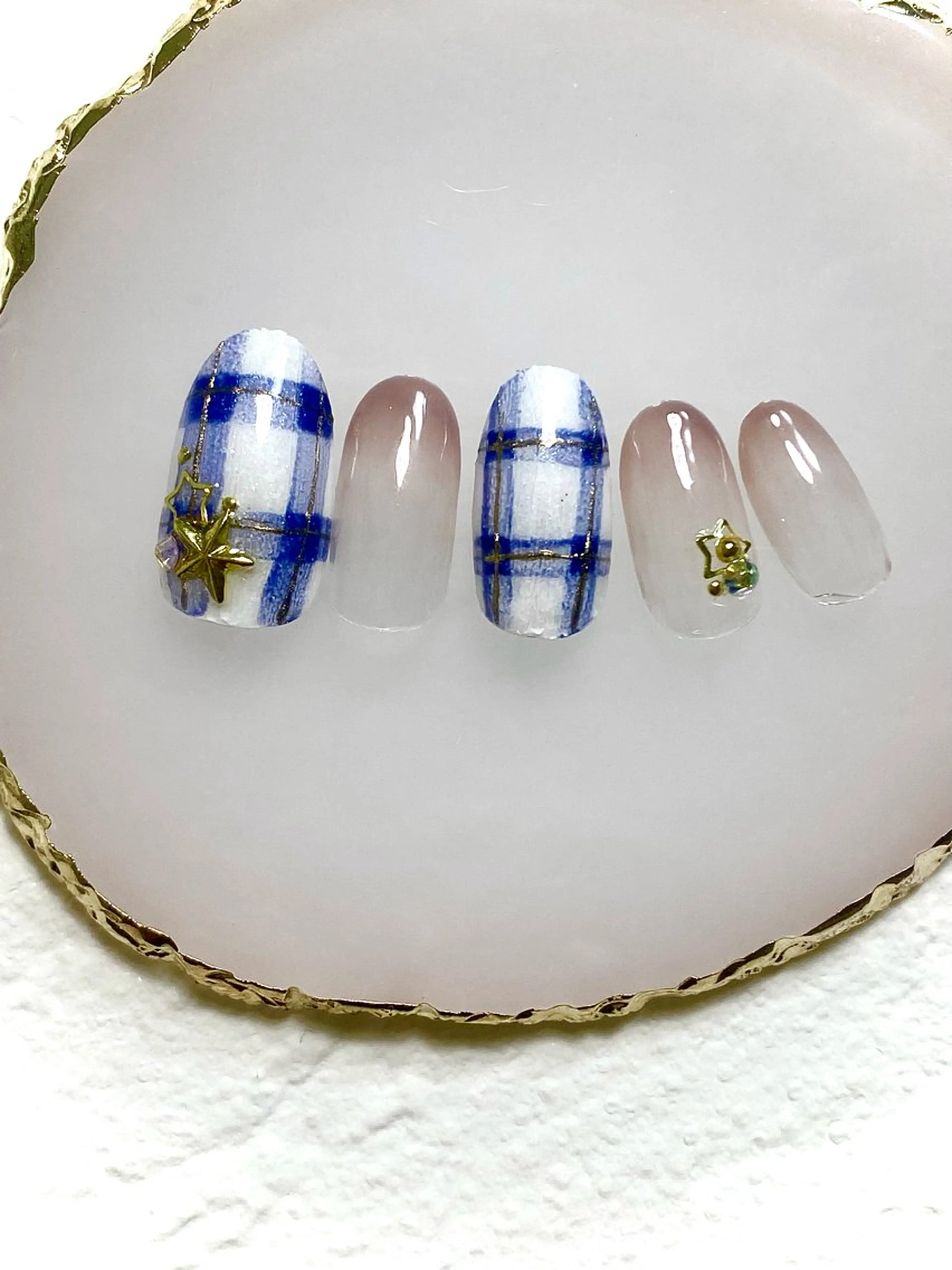 ネイル ハンドネイル 7e. Nailのネイルデザイン