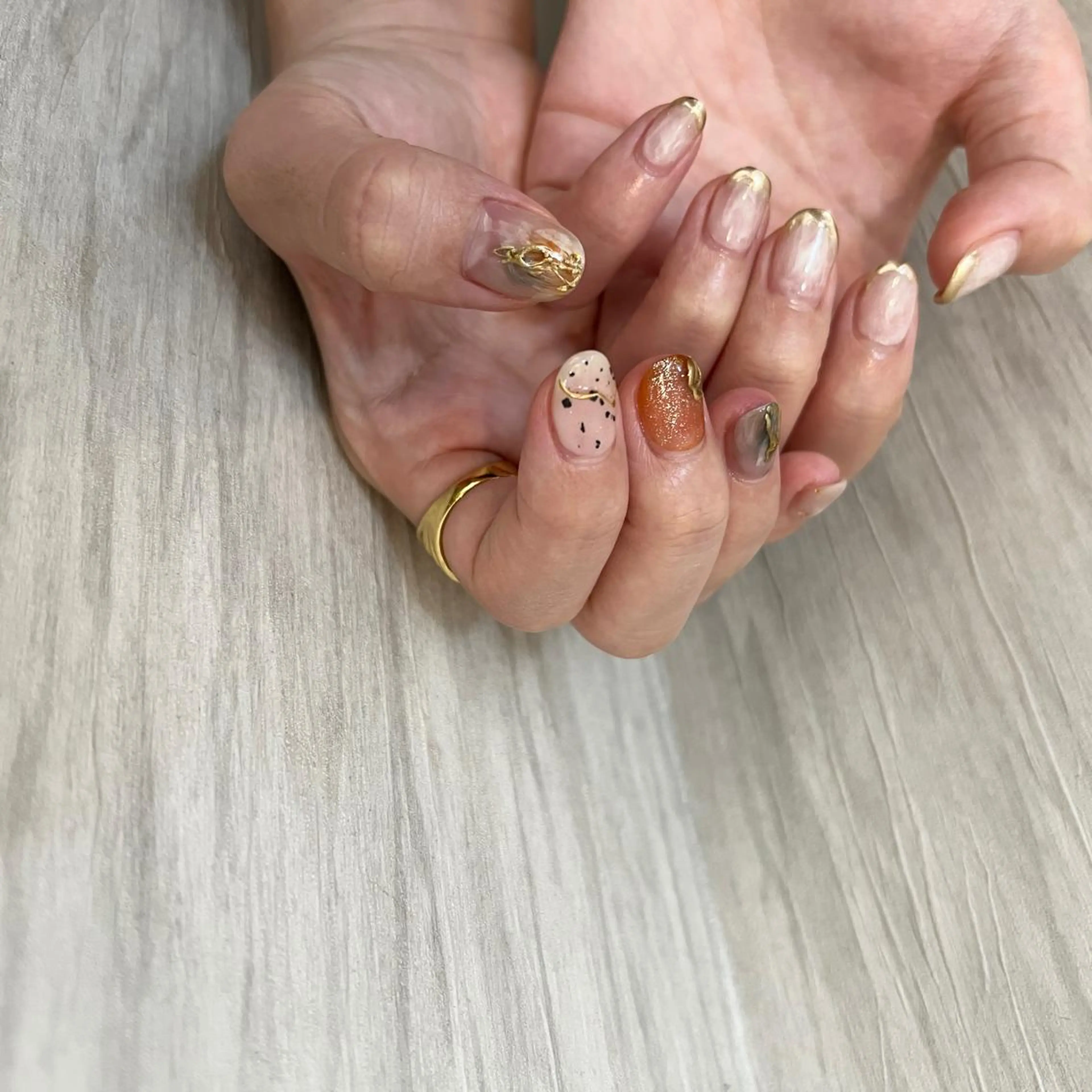 ネイル ミラーネイル ニュアンスネイル 《ニュアンスネイル》 risaのネイルデザイン