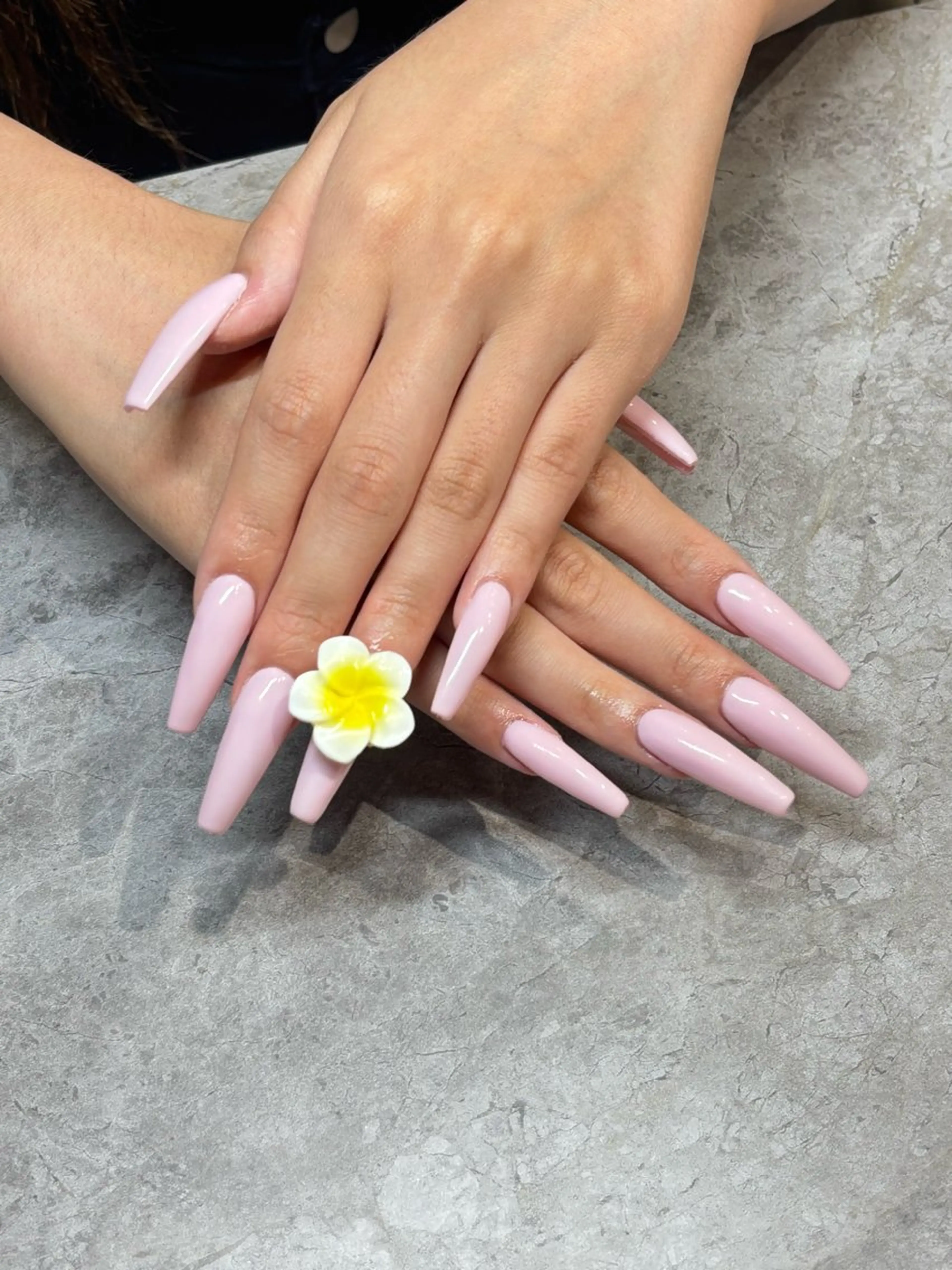ネイル IROHA NAIL所属・IROHA NAIL 真結子のネイルデザイン