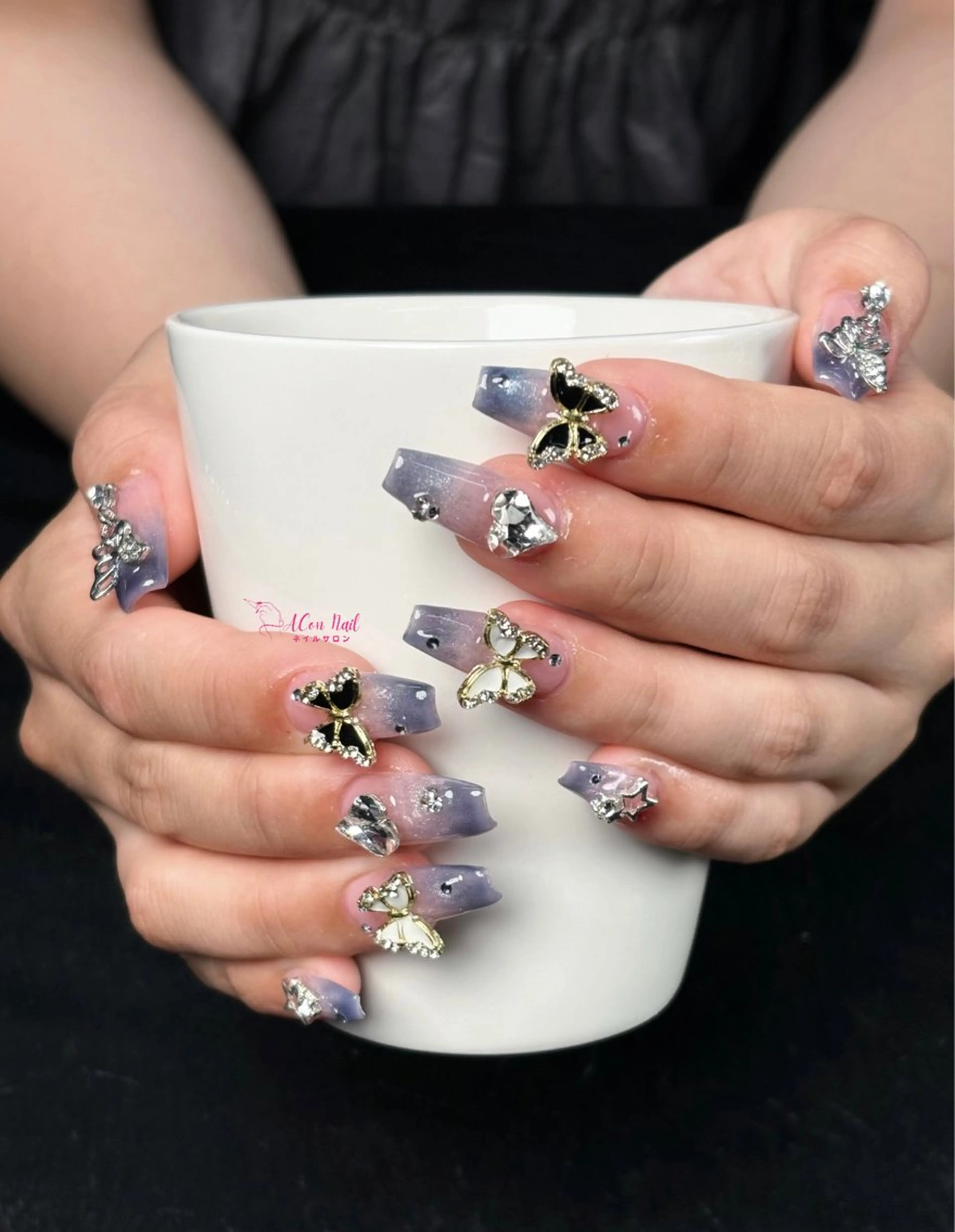 ネイル 桜ネイル 長さ出し フラワーネイル フレンチネイル ジェルネイル ハンドネイル AConNailSalon所属・ACon NailSalonのネイルデザイン