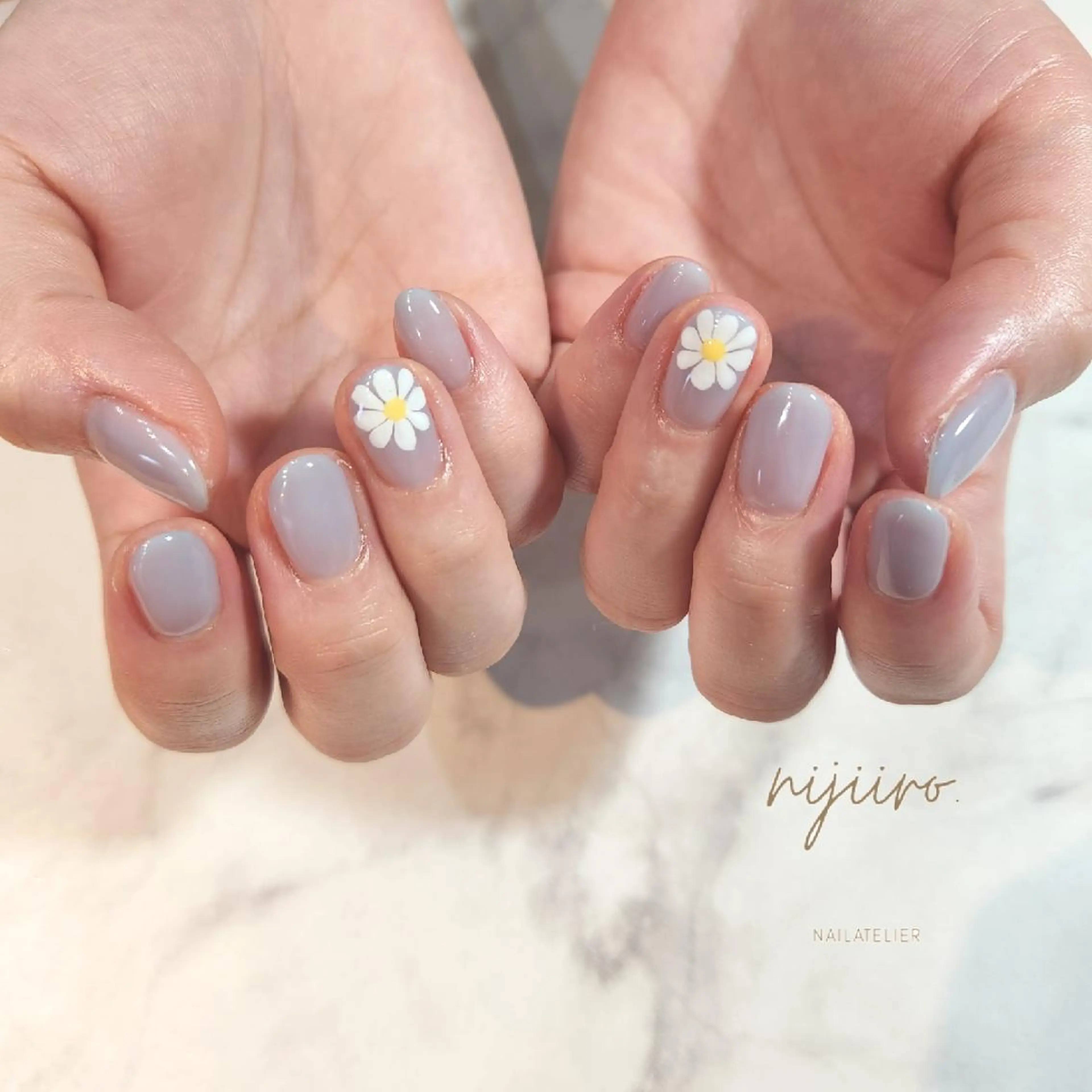 ネイル ハンドネイル nailatelier nijiiro.所属・nijiiro🌈 サトウのネイルデザイン