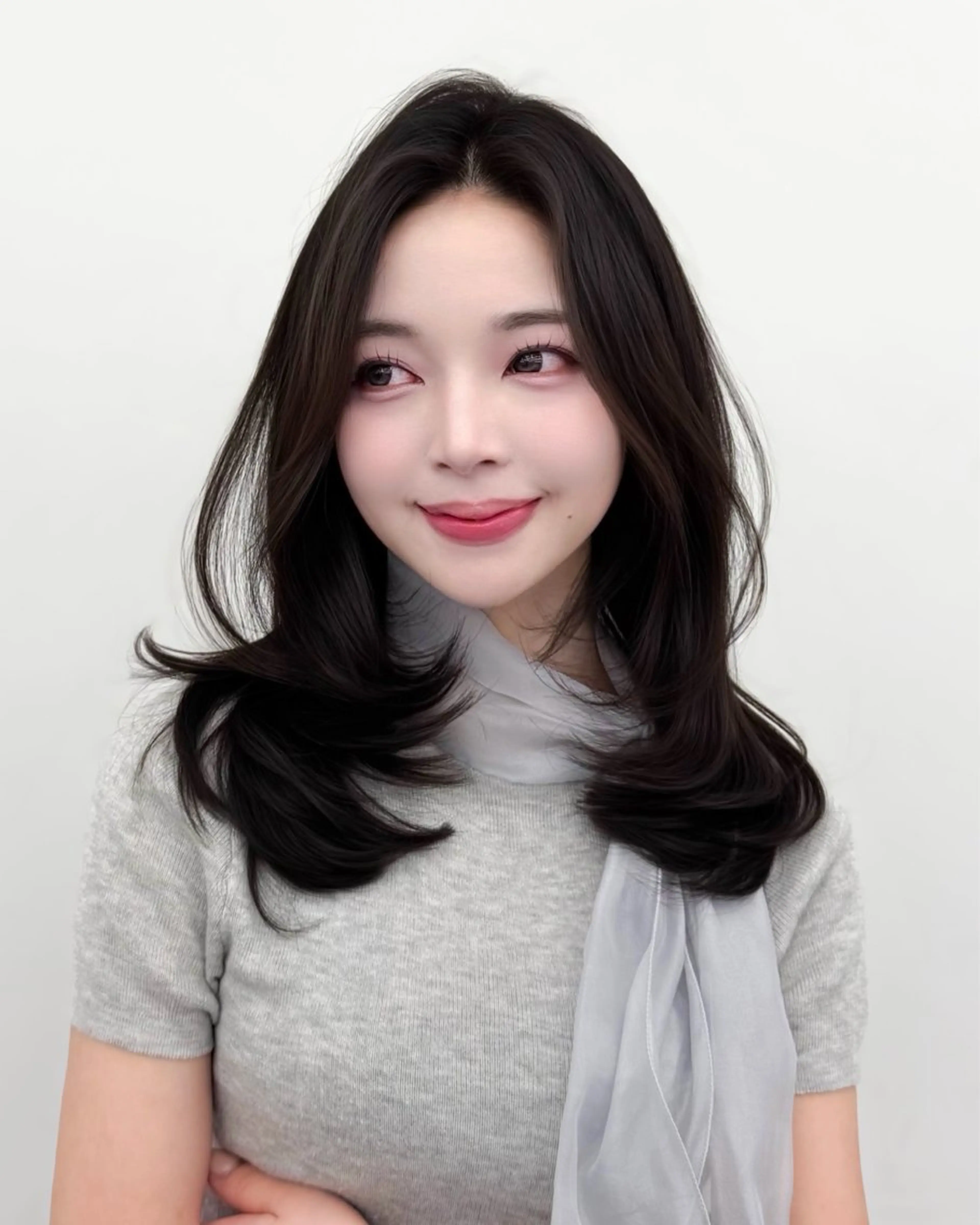 ロング カラー カット ヘアカラー トリートメント 韓国ヘア　紗希 🦋のヘアスタイル