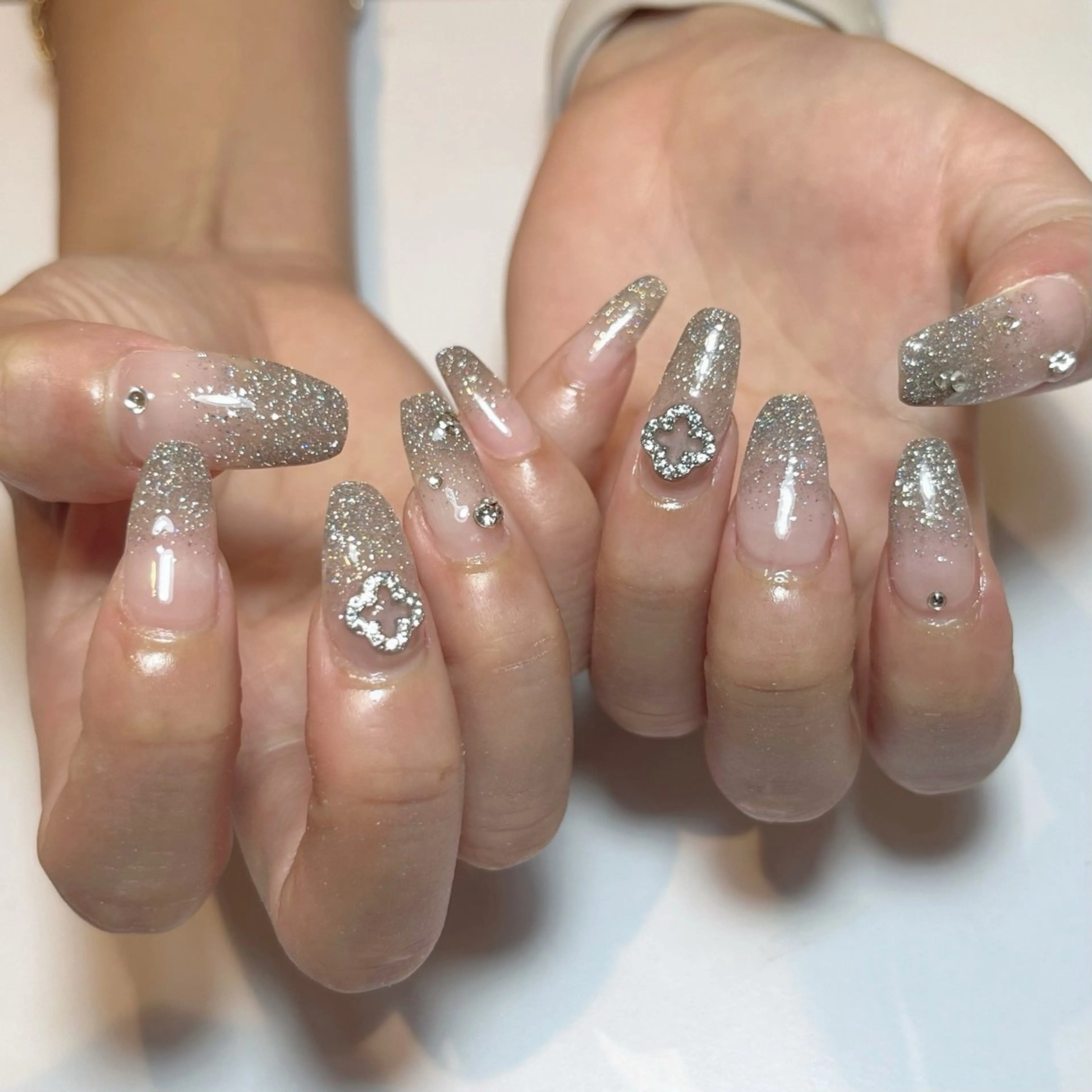 ネイル ハンドネイル eight横浜🧸 kumabeのネイルデザイン