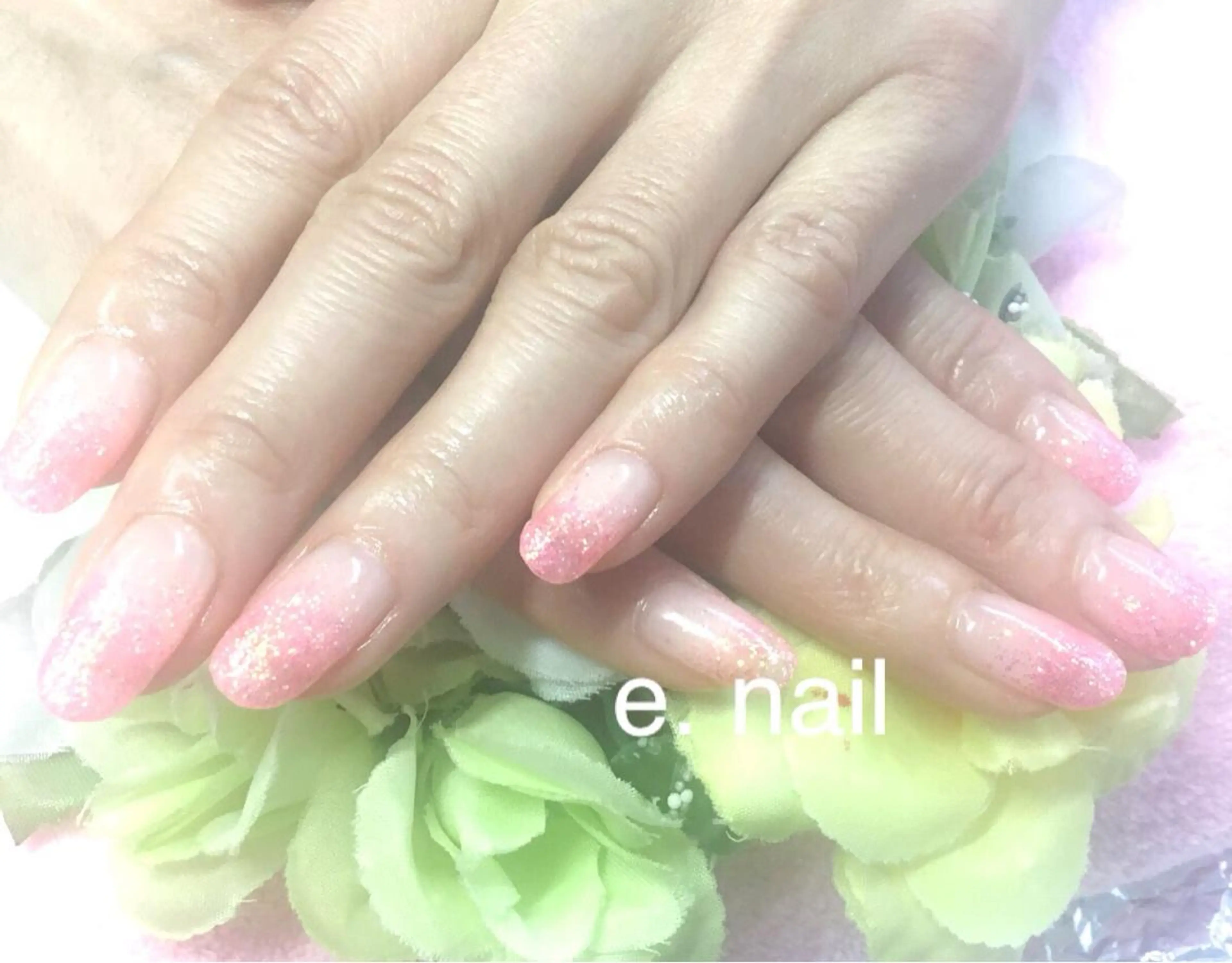 ネイル e.nail所属・和賀井 恵理のネイルデザイン
