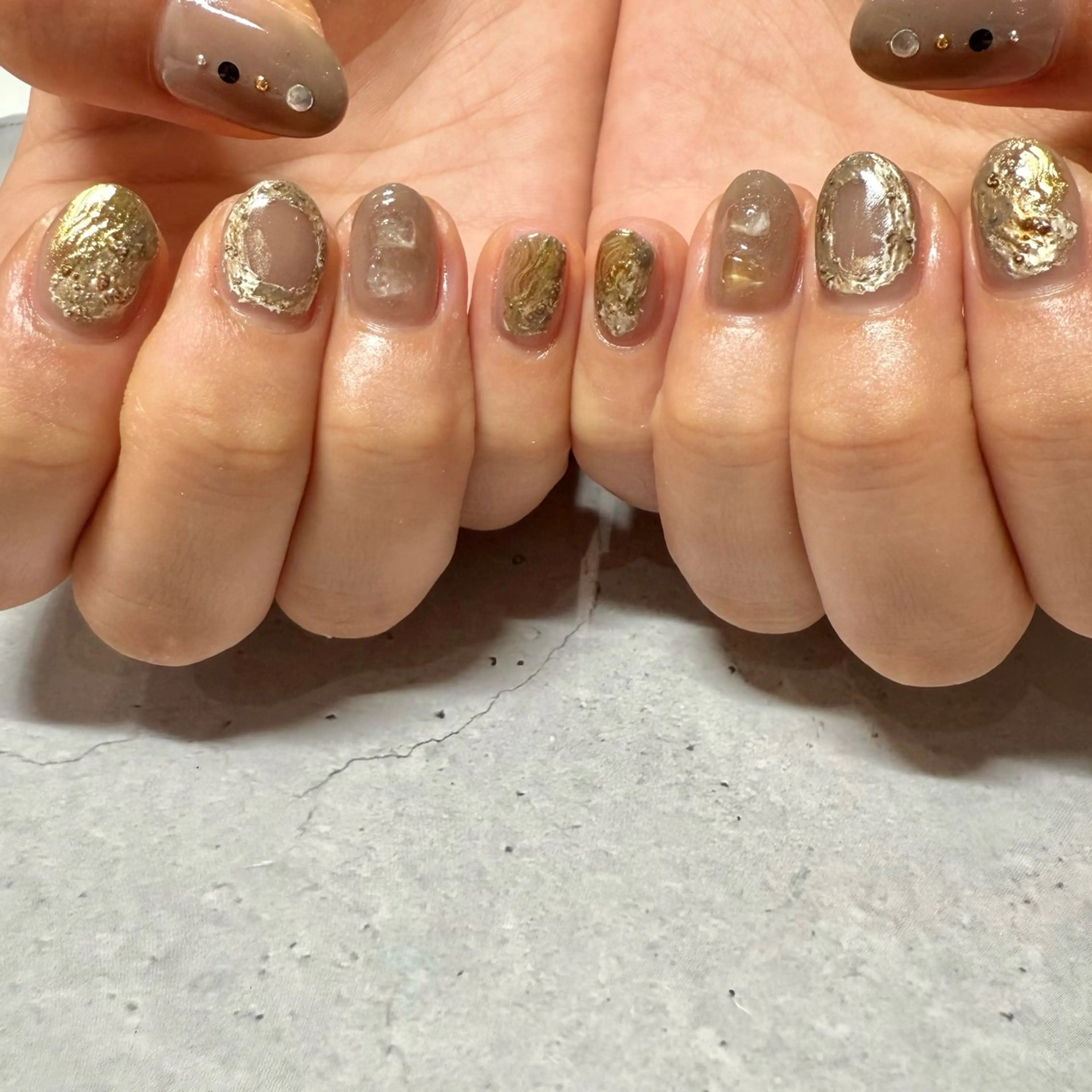 ネイル ハンドネイル chika .のネイルデザイン