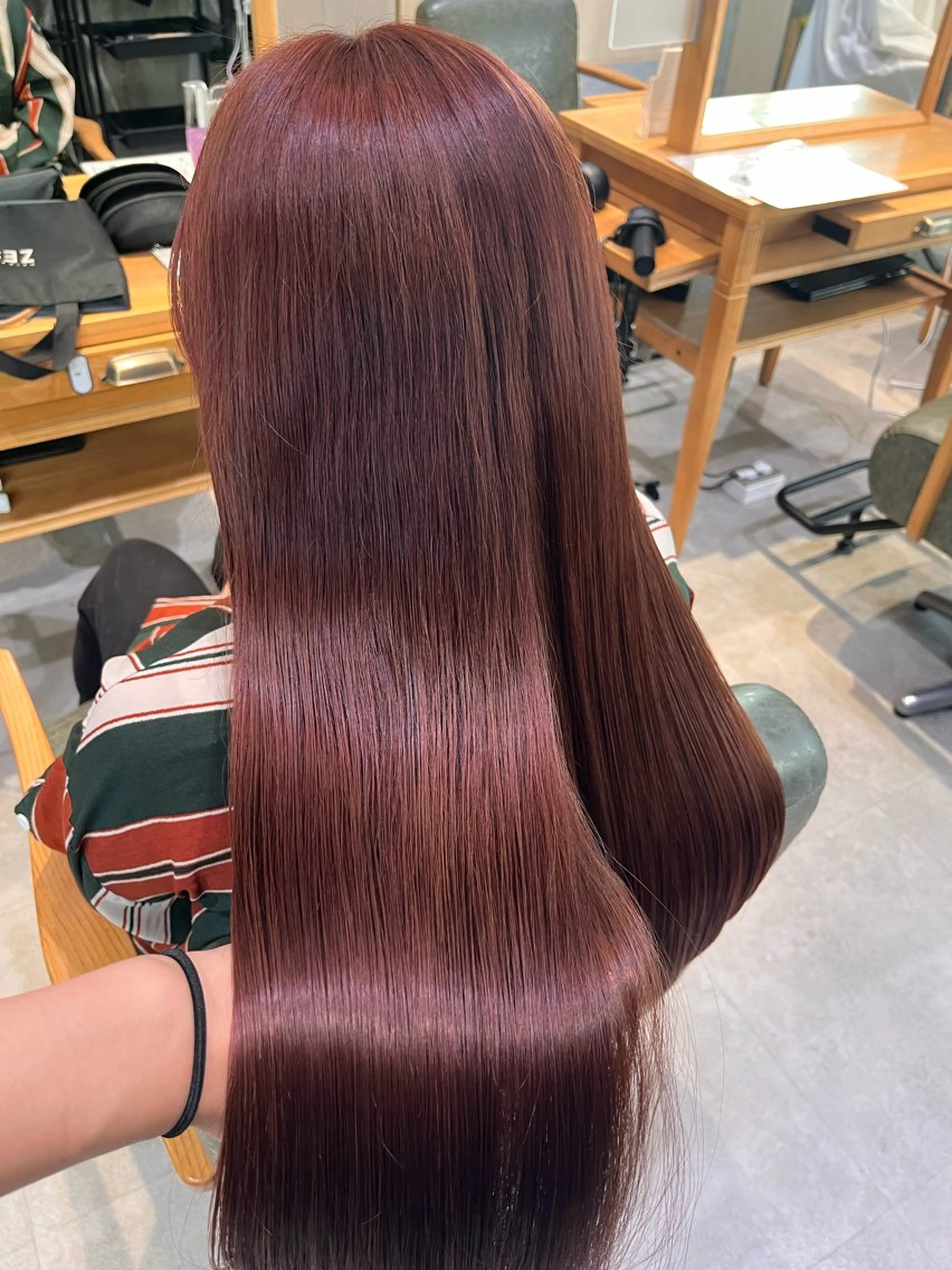 ロング カラー ベージュカラー ブリーチ ブラウンカラー ケアブリーチ ダブルカラー オタク美容師🛍/ 酸性ストレート/艶髪のヘアスタイル