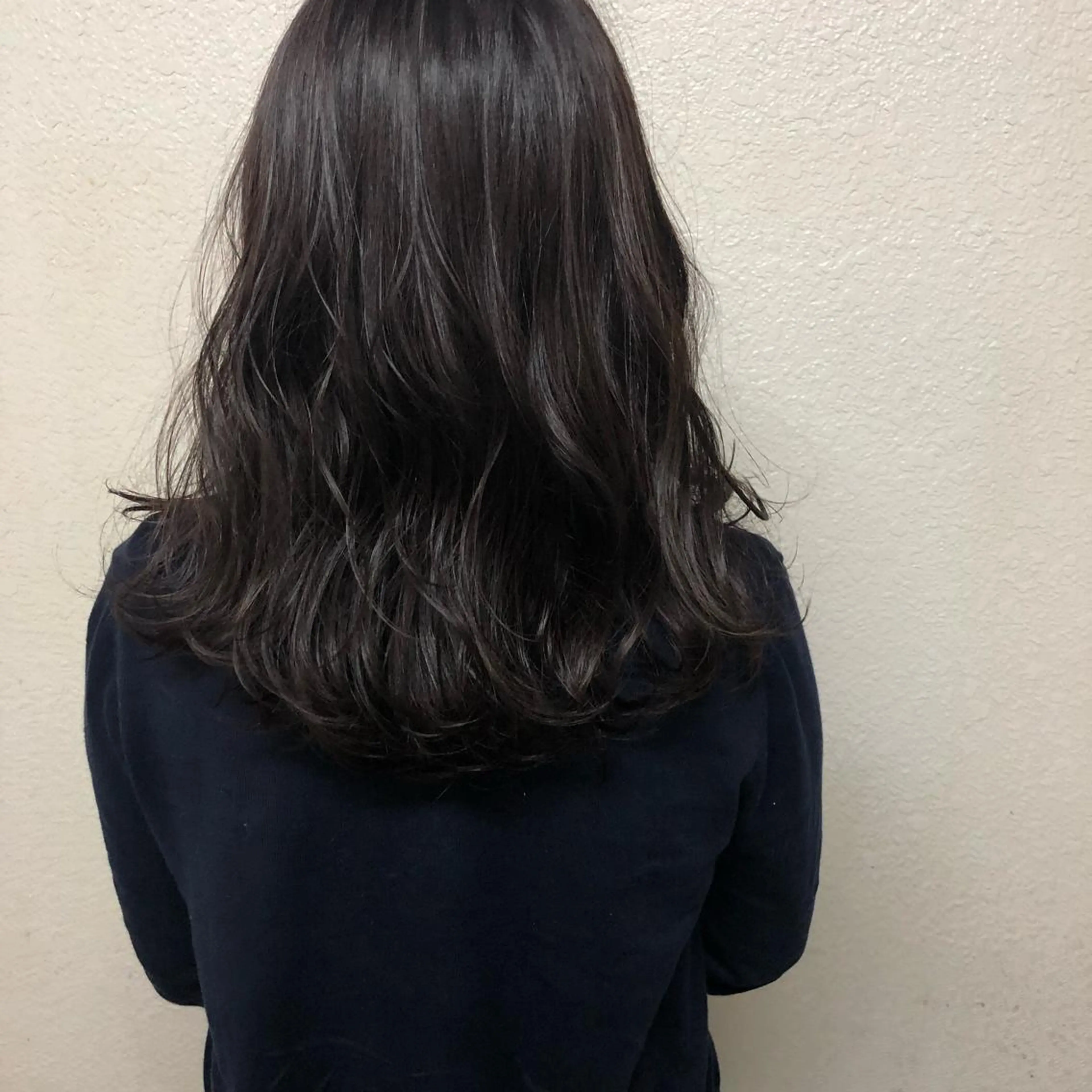 ロング 横山 莉奈のヘアスタイル