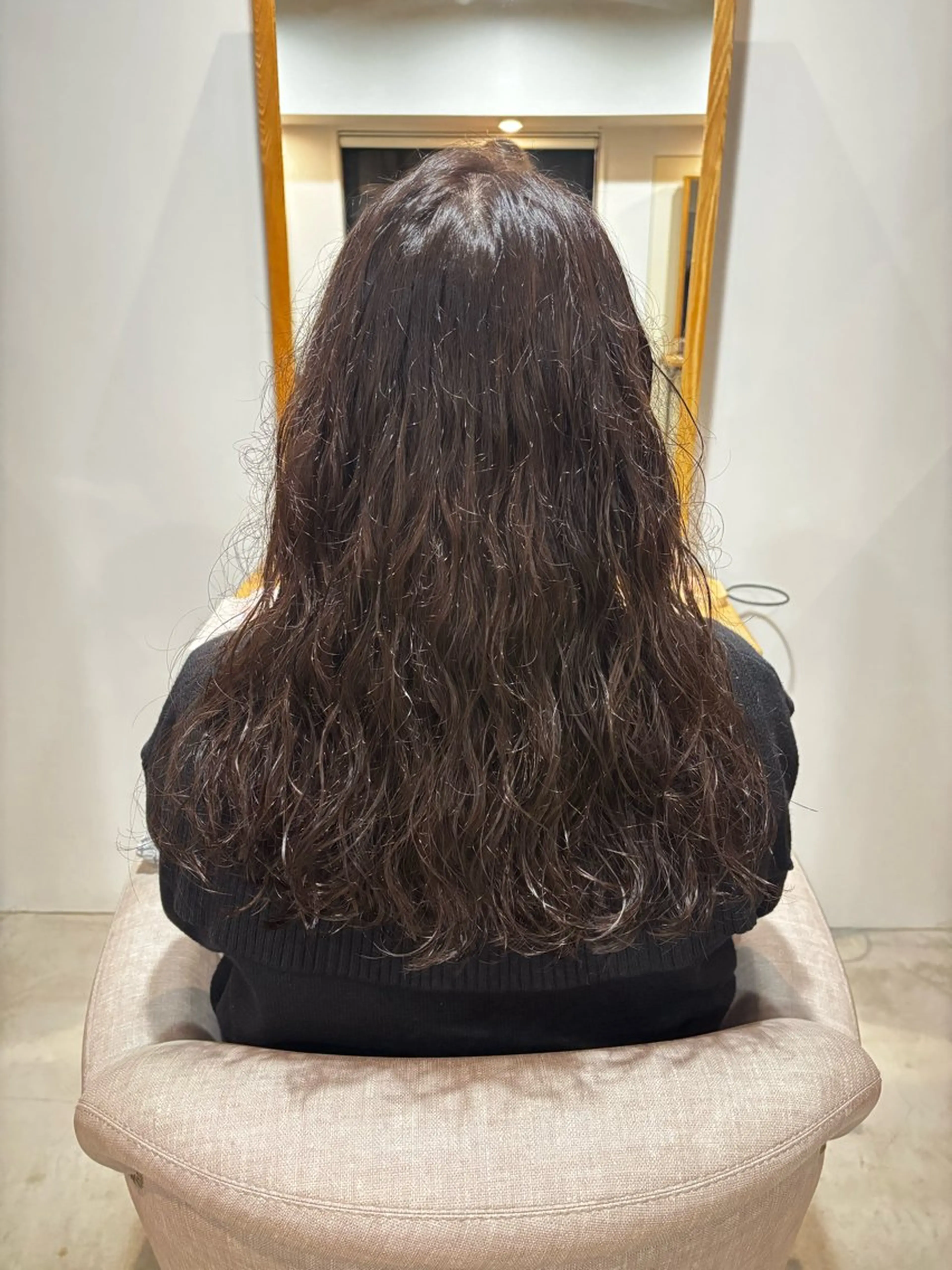 セミロング YURI🐏脱縮毛× くせ毛活かすスタイルのヘアスタイル