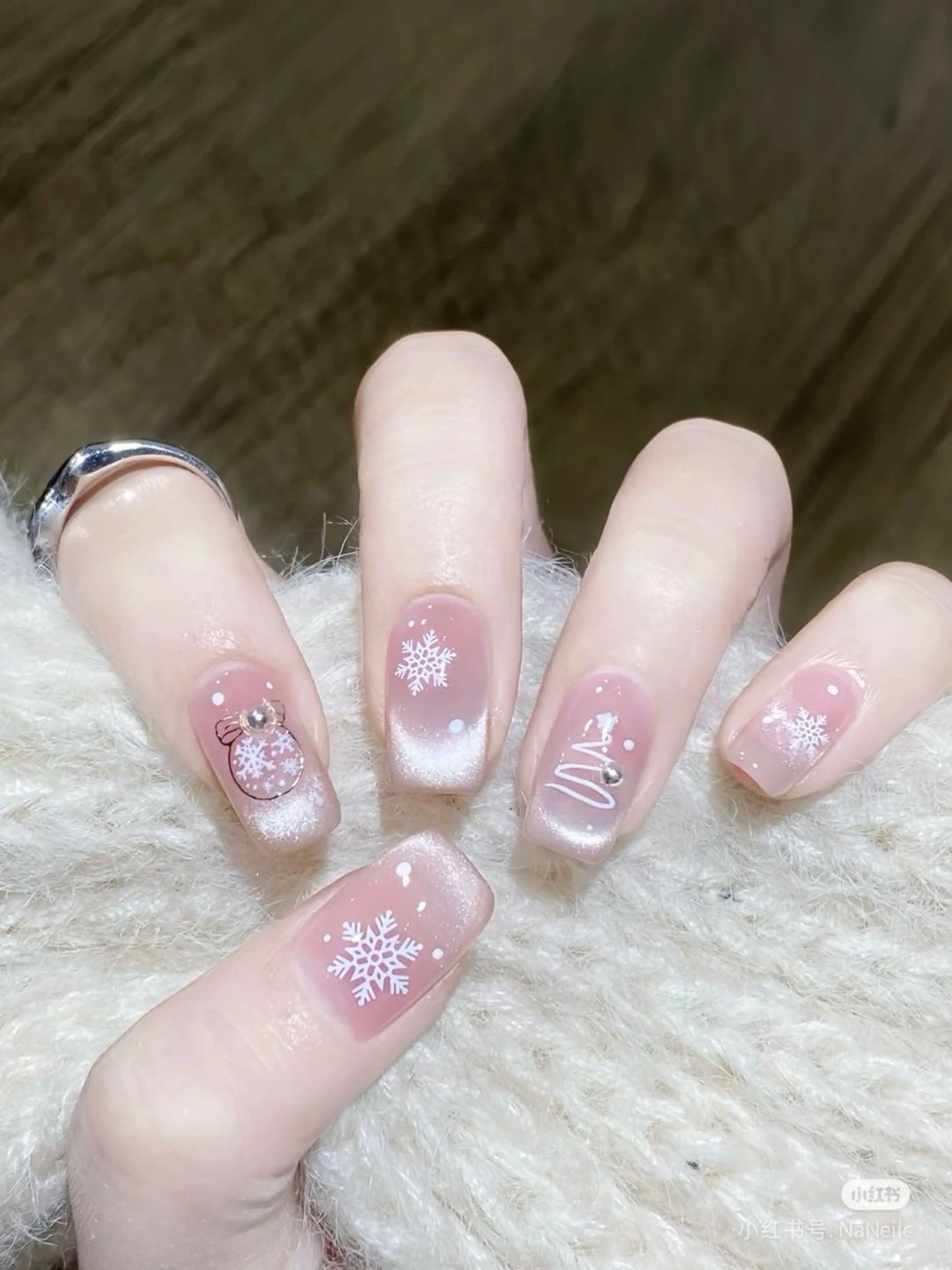 ネイル アートネイル 長さ出し ジェルネイル マグネットネイル ニュアンスネイル ハンドネイル Kanao_ CloudyChanのネイルデザイン