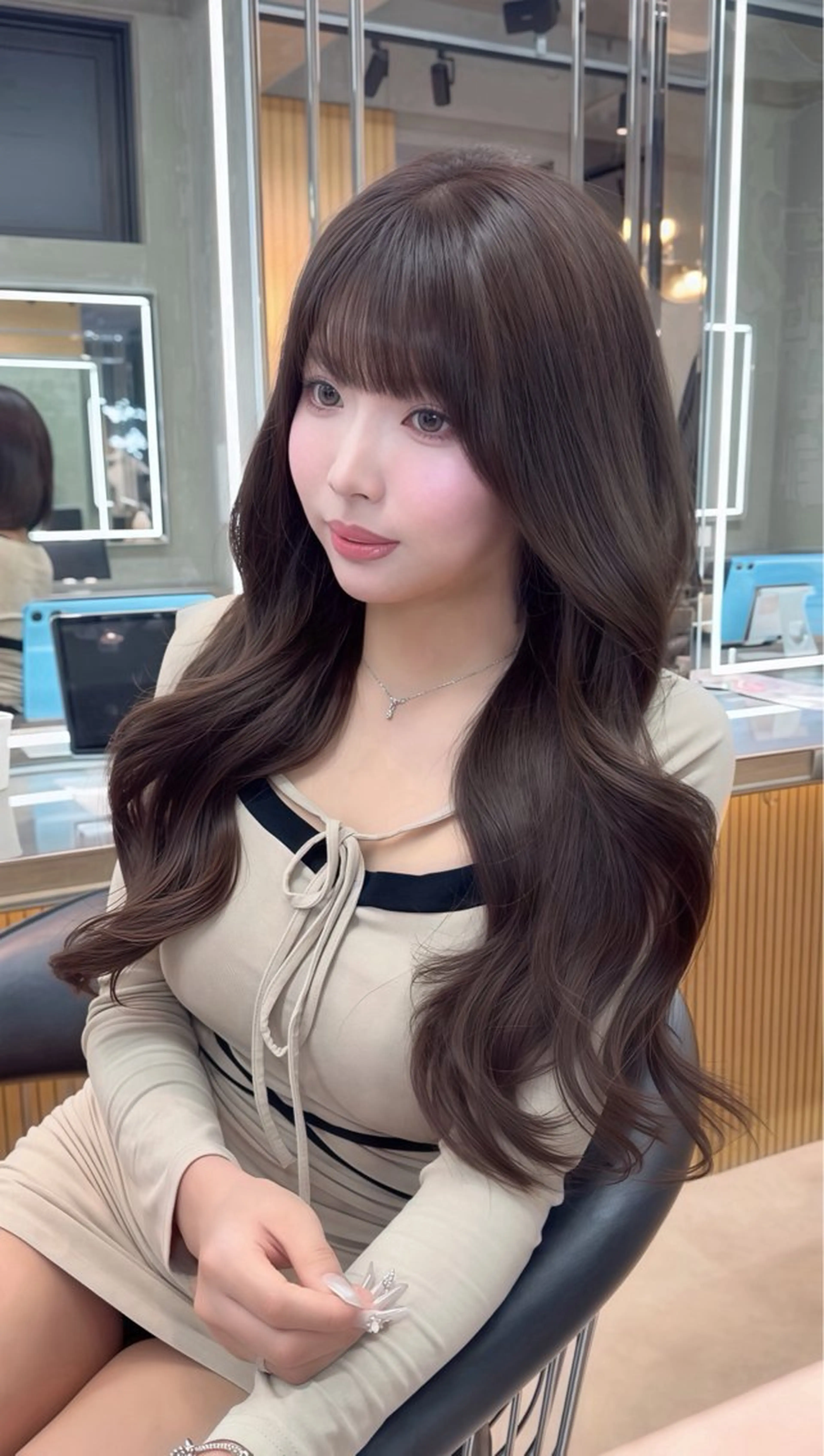 ロング 髪質改善 レイヤーカット ヘアカラー 🎀透明感ブラウ ンshizuka🎀のヘアスタイル