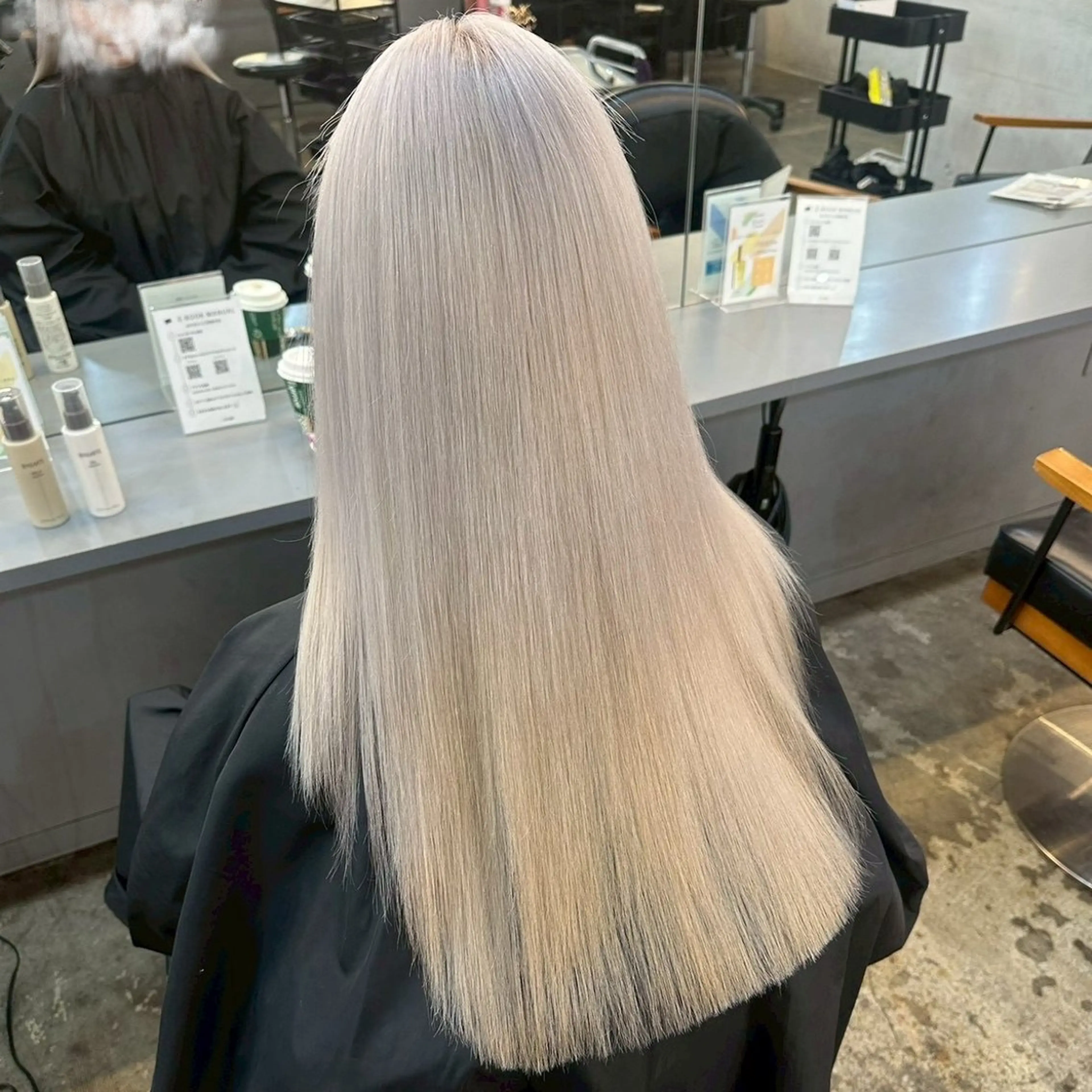 ロング カラー ブリーチ/ハイトーン ボブ🐥HIYORIのヘアスタイル