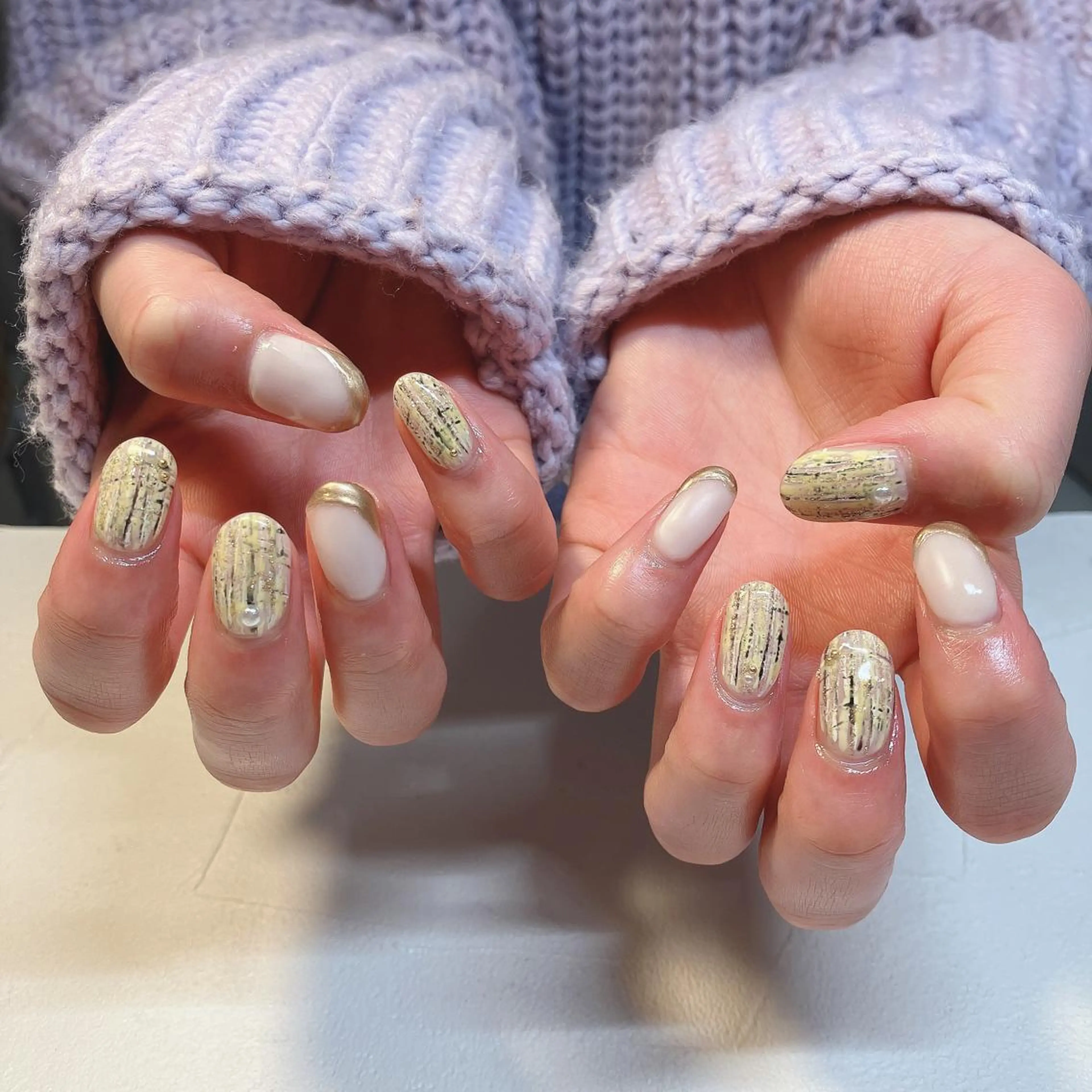 ネイル ニュアンスネイル ツイードネイル ハンドネイル nails 🎀meのネイルデザイン