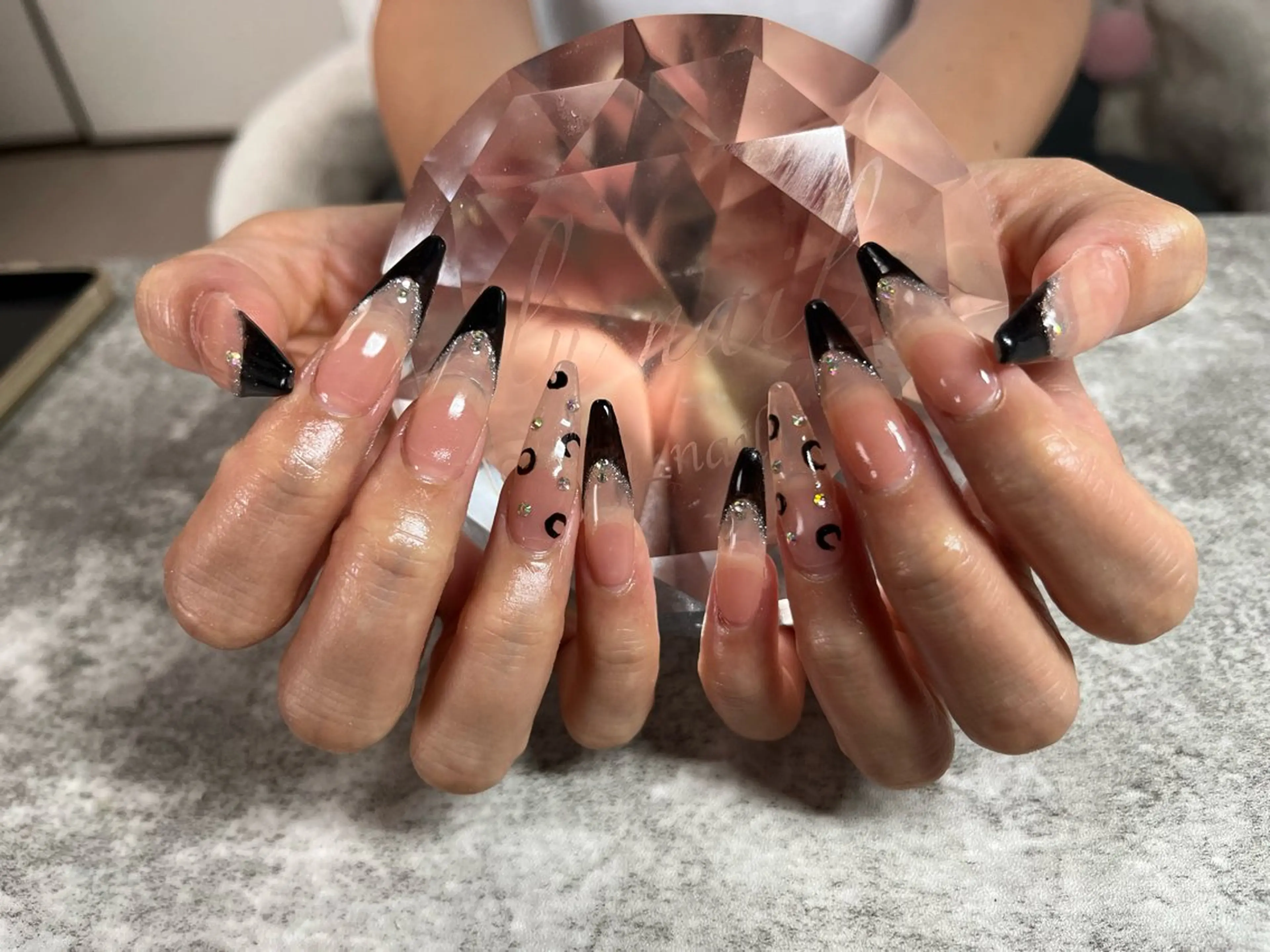 ネイル 長さ出し 持ち込み ネイルチップ 佐野 愛美のエステ・リラクイメージ