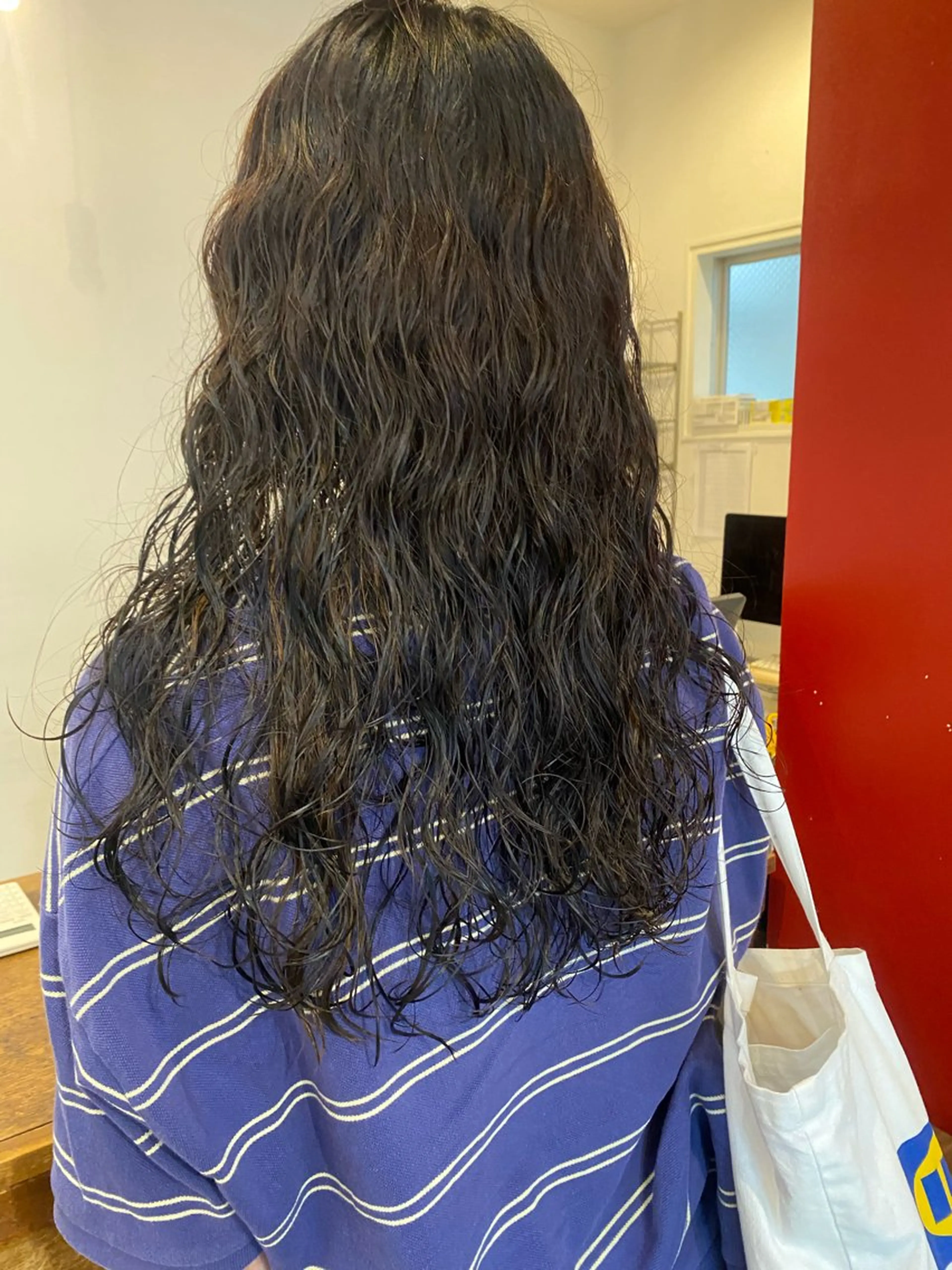 セミロング パーマ カット パーマ 小日向 沙織のヘアスタイル