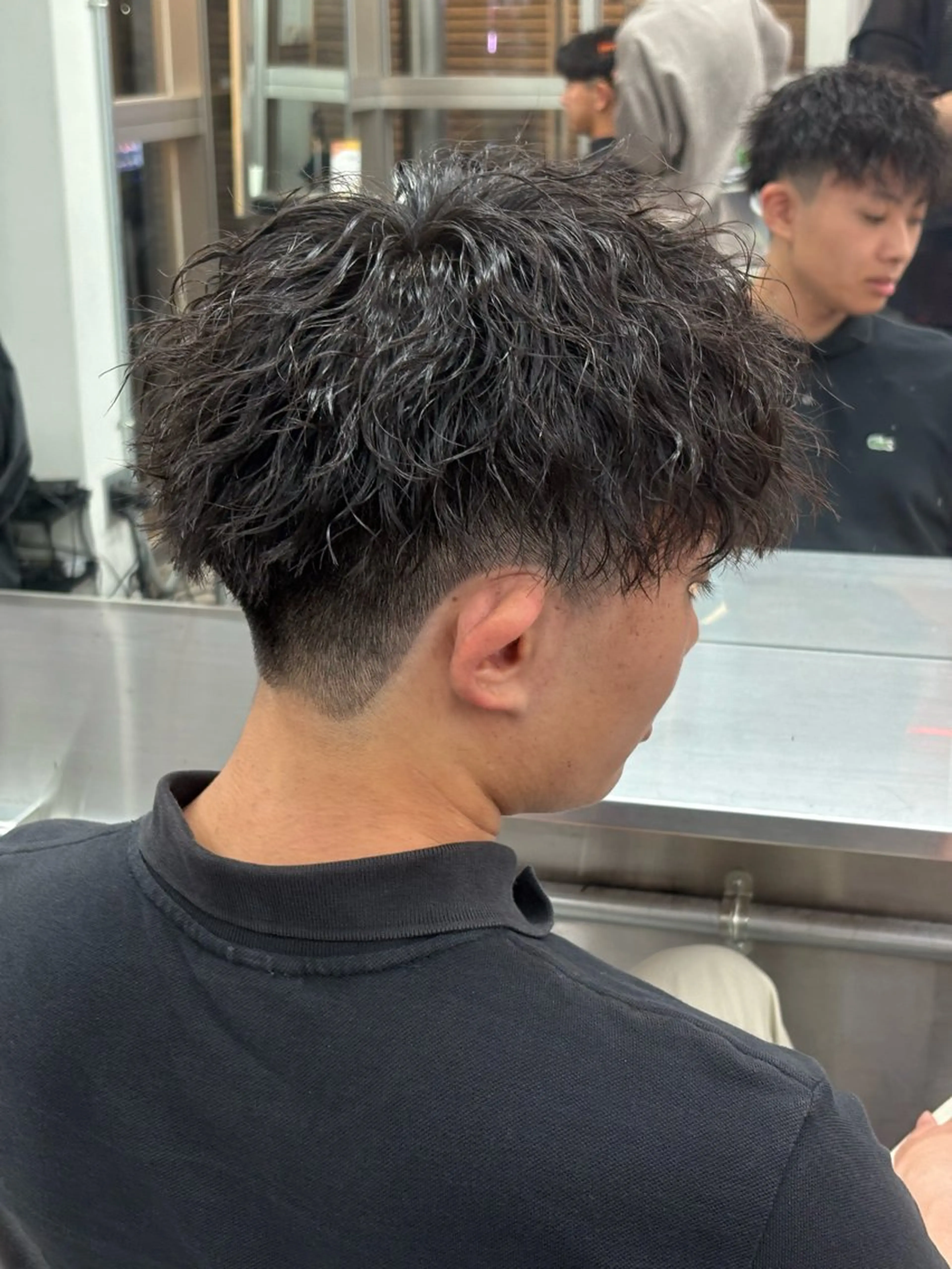 ミディアム カラー パーマ メンズ カット パーマ トリートメント ヘッドスパ メンズパーマ特化 🔥韓国ヘア職人🔥のヘアスタイル