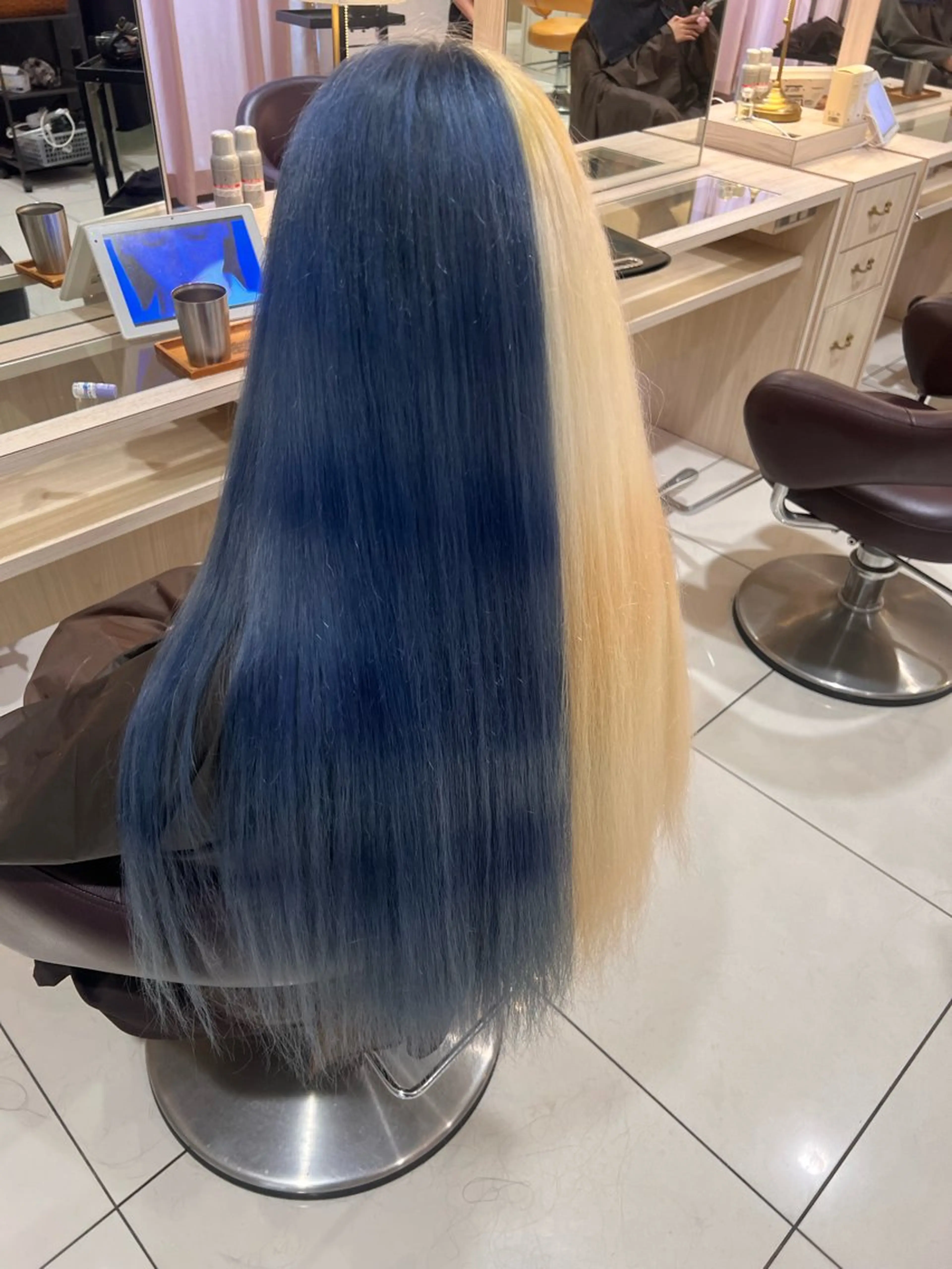 カラー 豊田 恭平のヘアスタイル