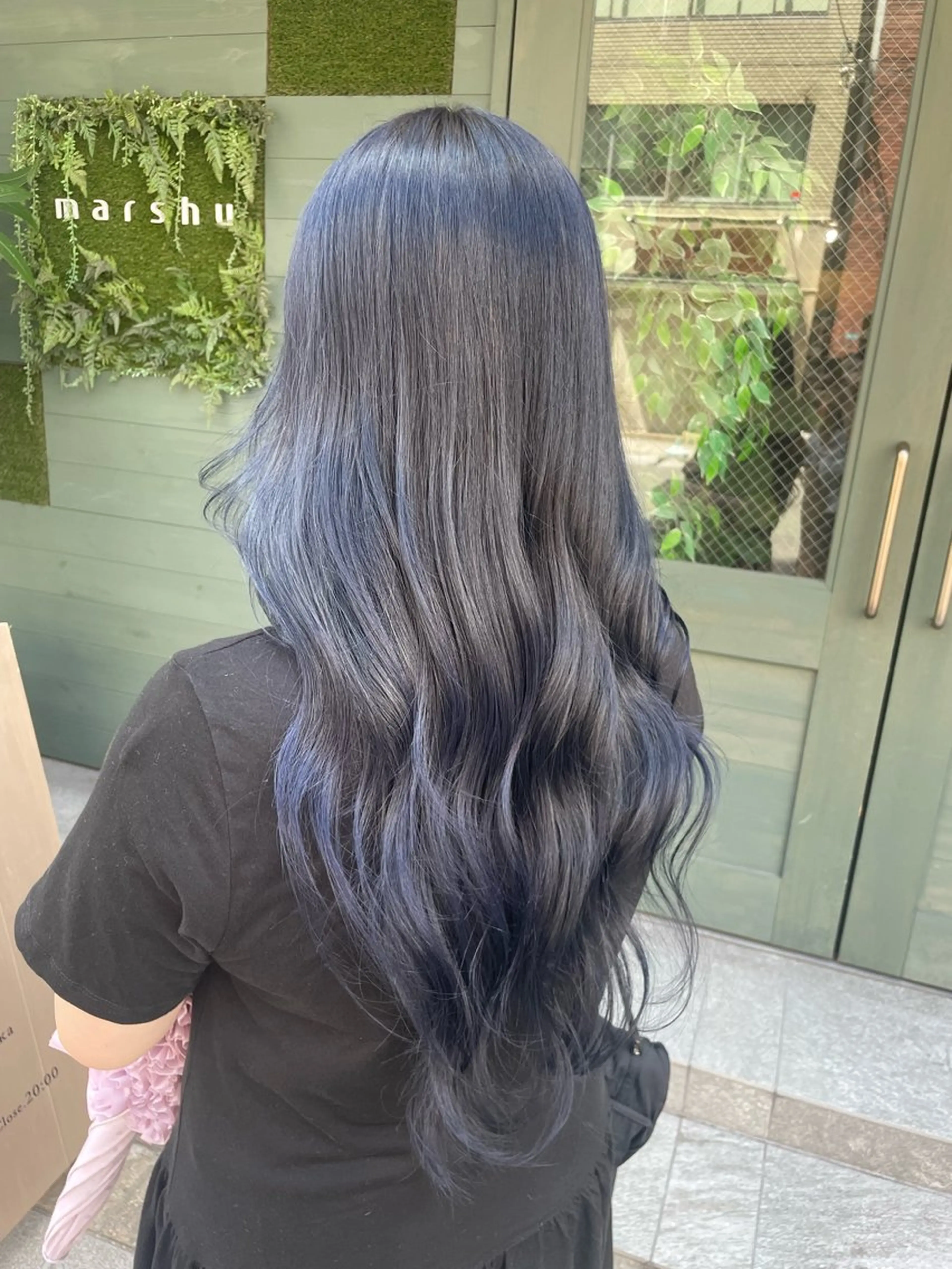 ロング カラー 石川 聖奈のヘアスタイル