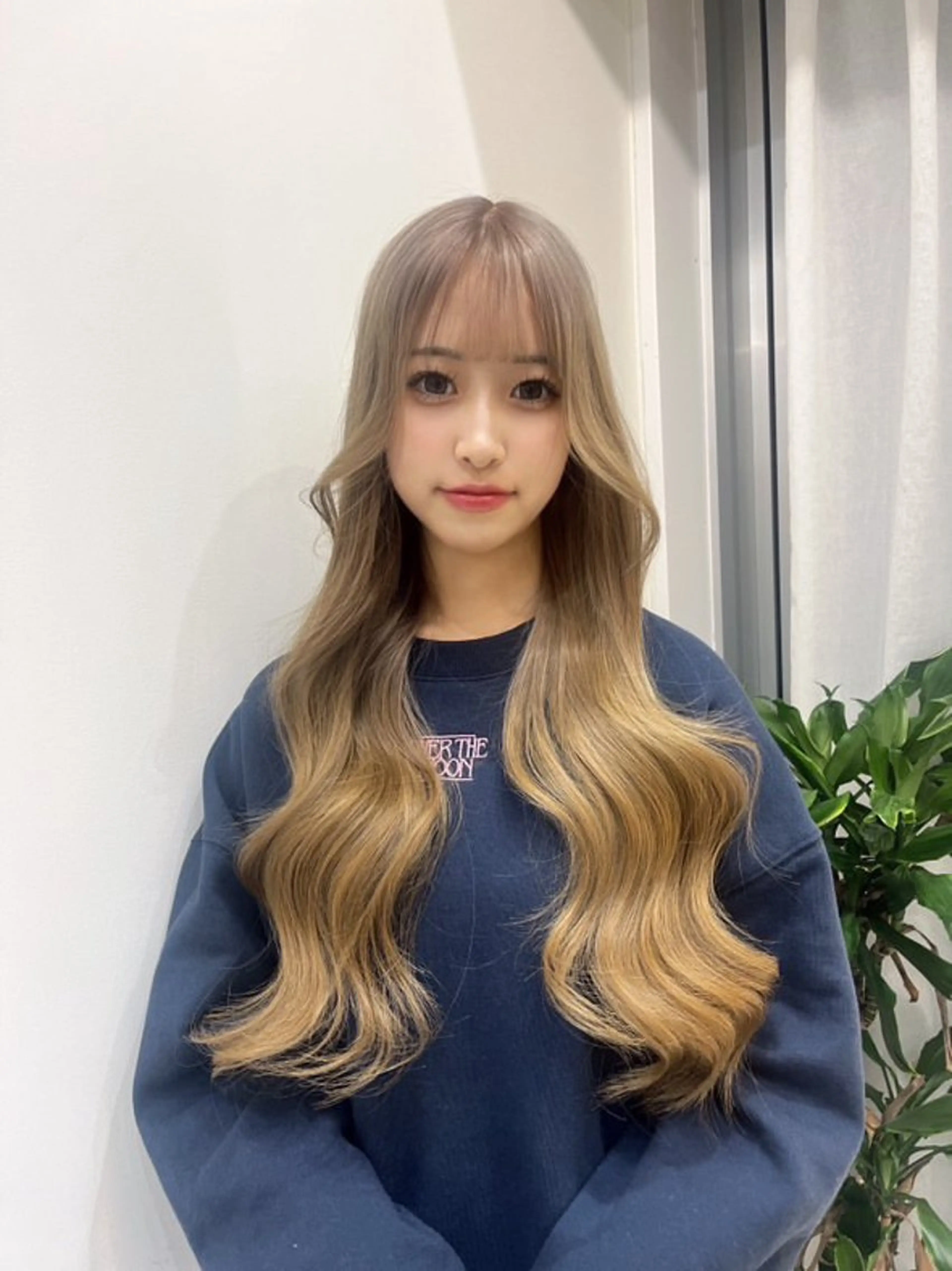 ロング 岡田準希/韓国/透明 感カラー/美髪矯正のヘアスタイル