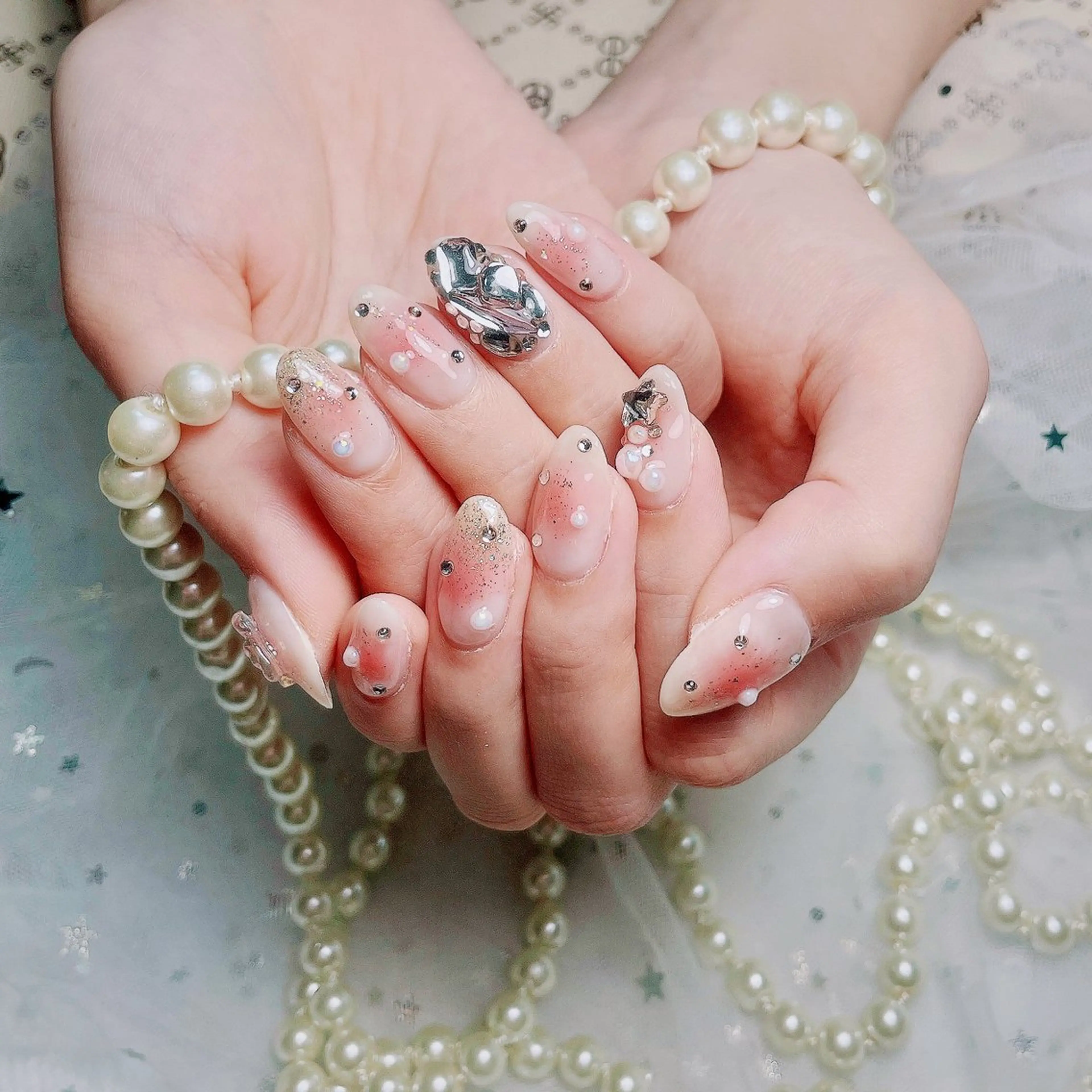 ネイル オーロラネイル チークネイル 長さ出し フレンチネイル ジェルネイル MUSES  NAIL  SALON所属・MUSES ネイルのネイルデザイン