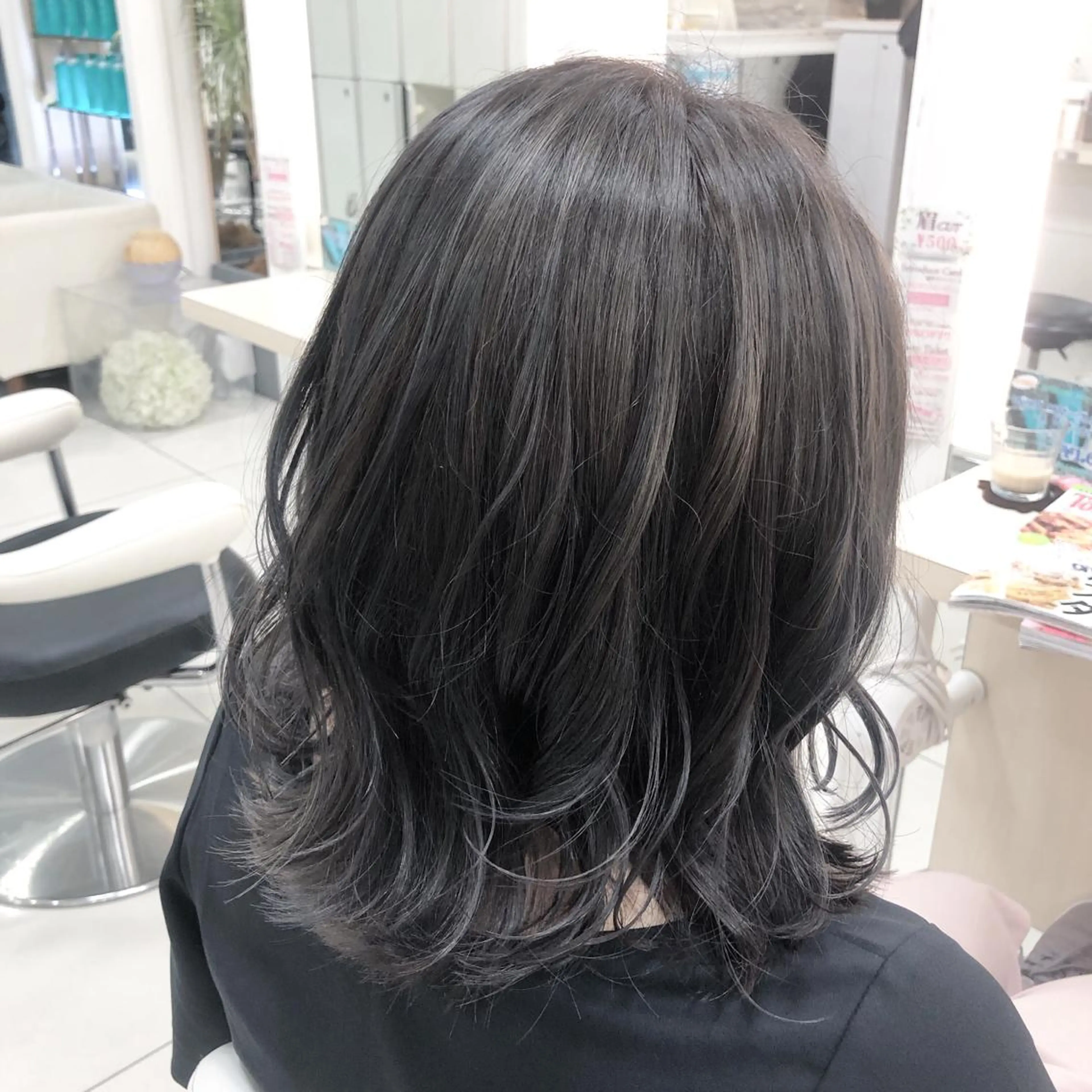 セミロング カラー 💙髪質改善 💙和田💙のヘアスタイル