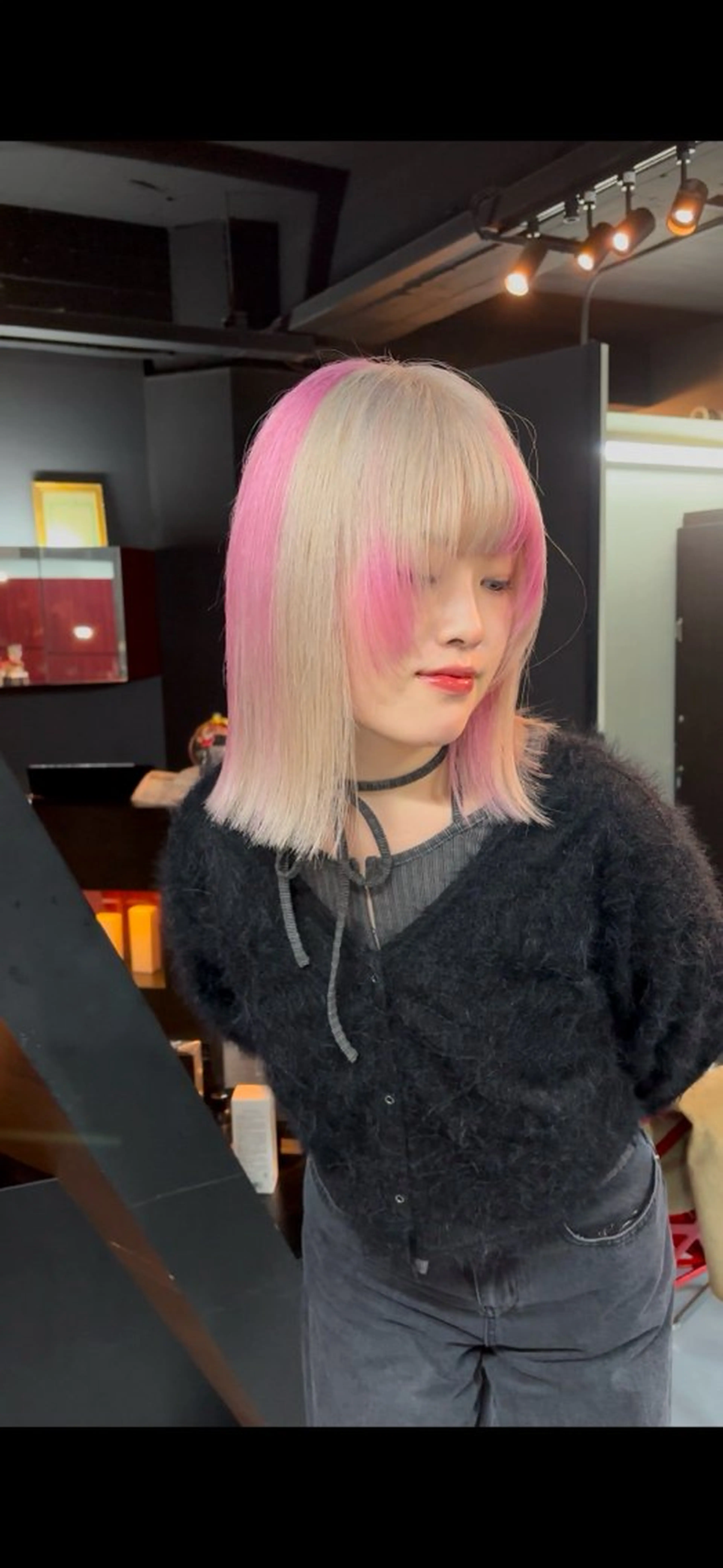 ミディアム 学生 カット ヘアカラー いなおか かなとのヘアスタイル