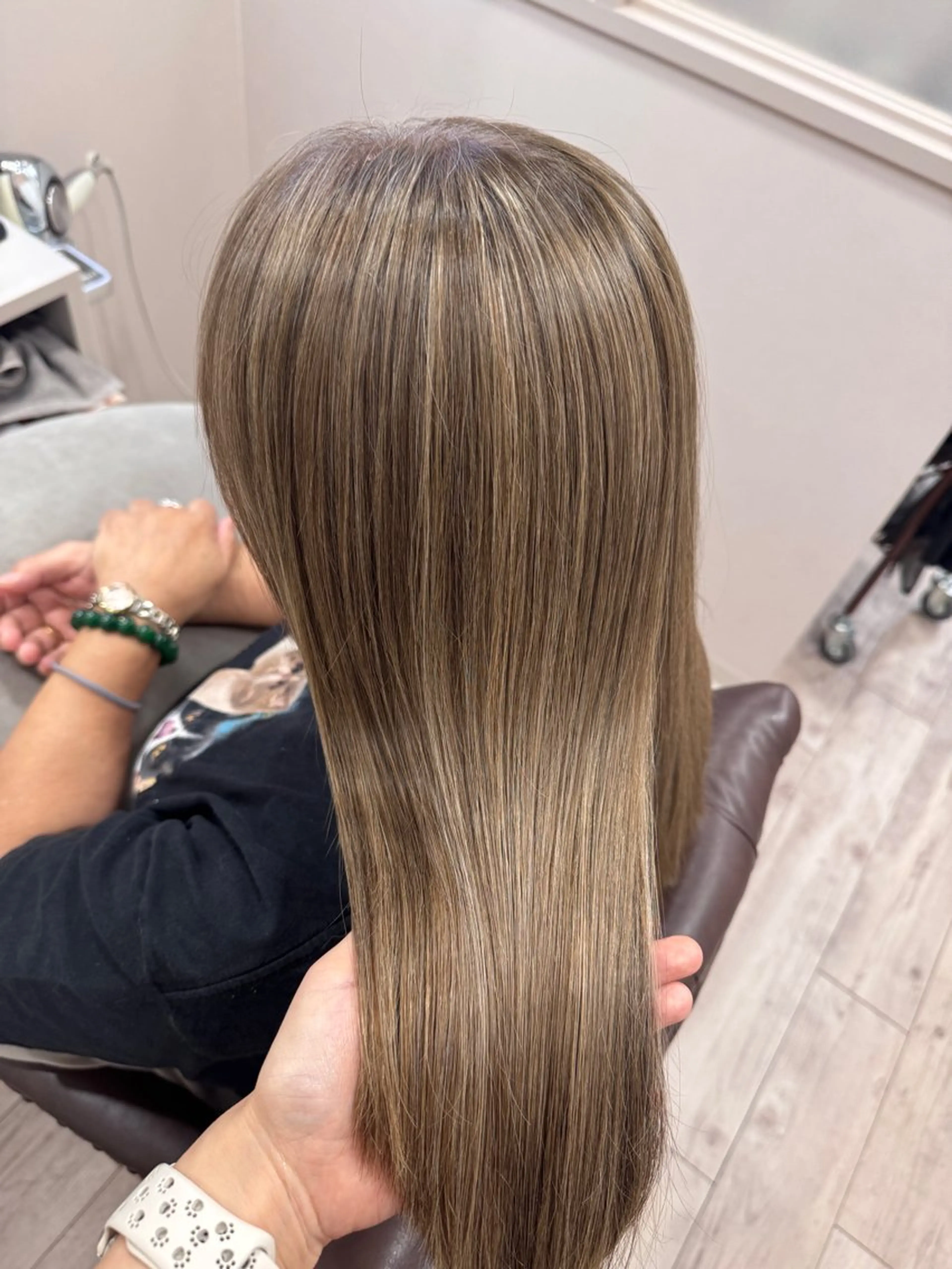 カット＋縮毛矯正＋トリートメントの写真