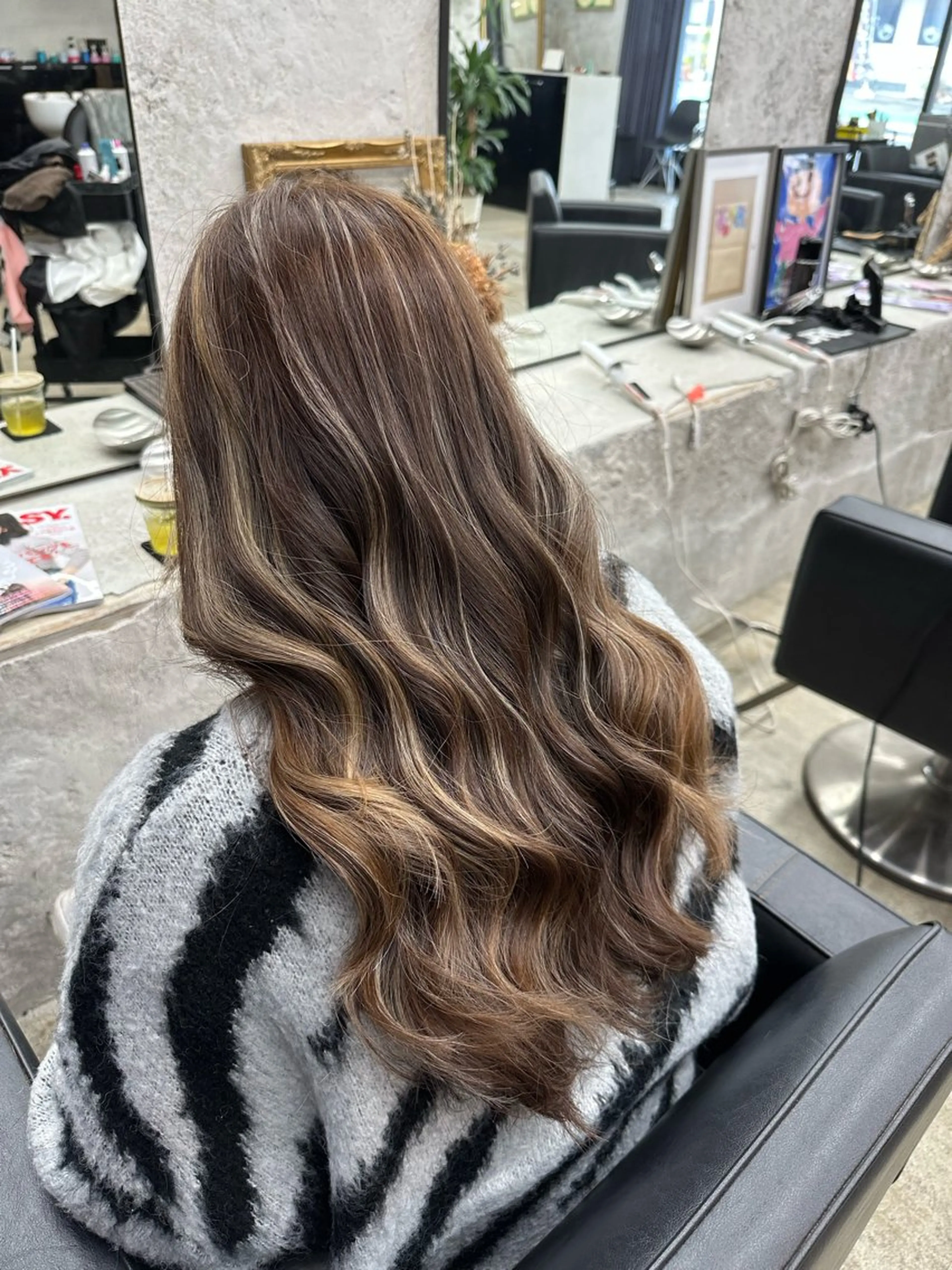 ロング カラー ハイライトカラー ハイライト カット ヘアカラー トリートメント LANDS所属・🪐LANDS🪐 福垣 海也のヘアスタイル