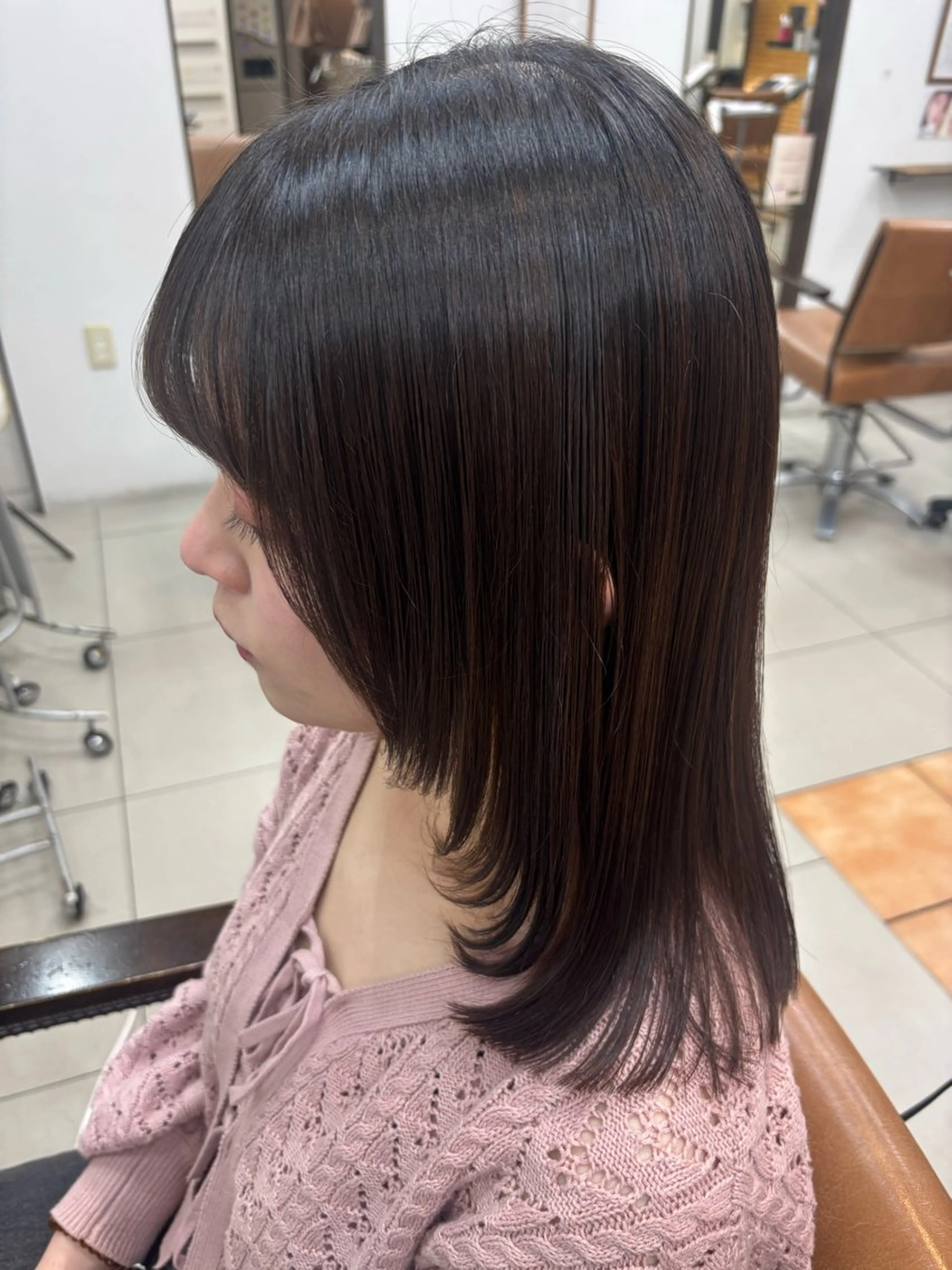 ミディアム レイヤーカット カット トリートメント ヘッドスパ 頭皮×髪質改善 透明感カラー💎中村のヘアスタイル