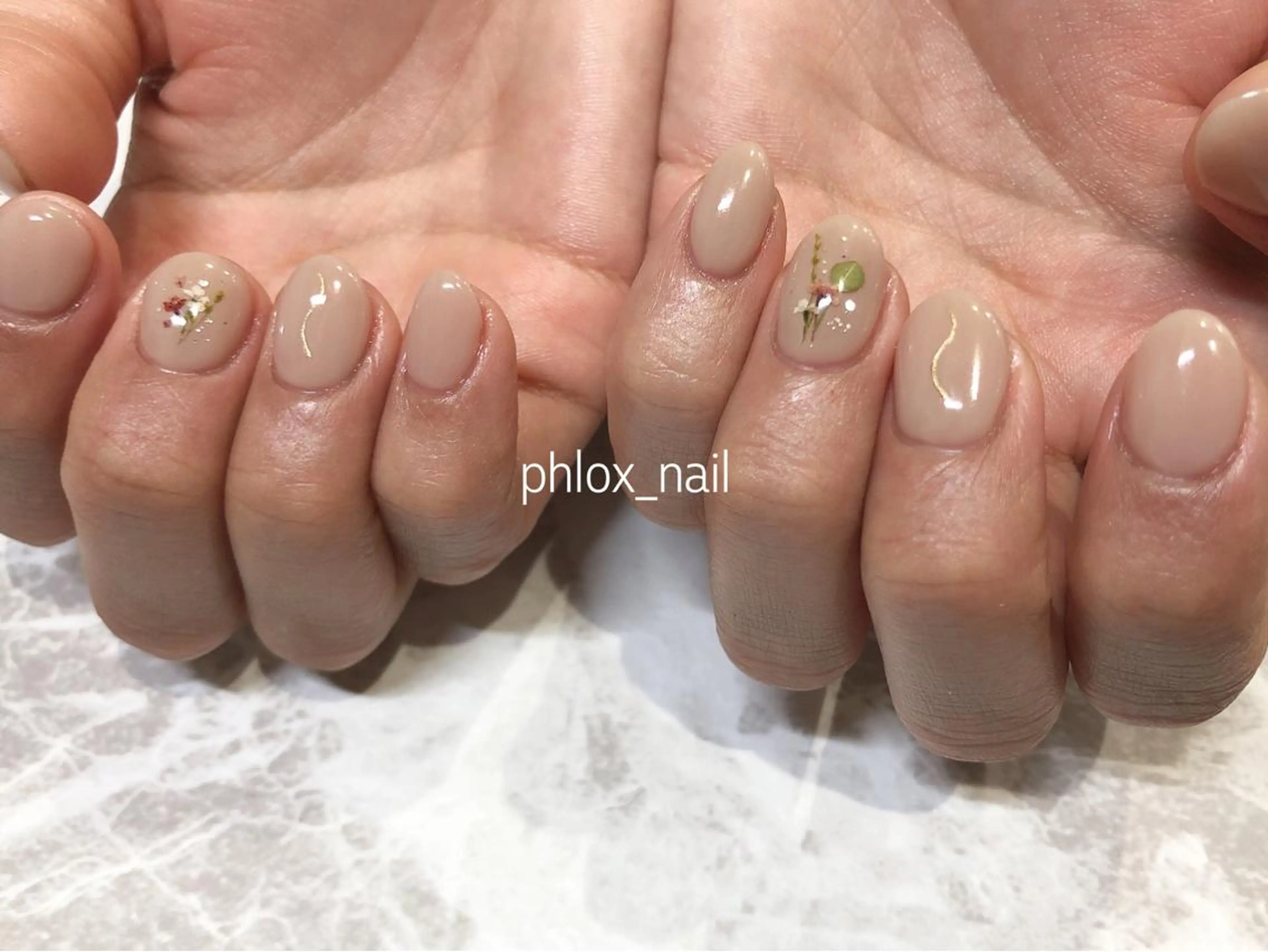 ネイル s/w ＿shokoのネイルデザイン