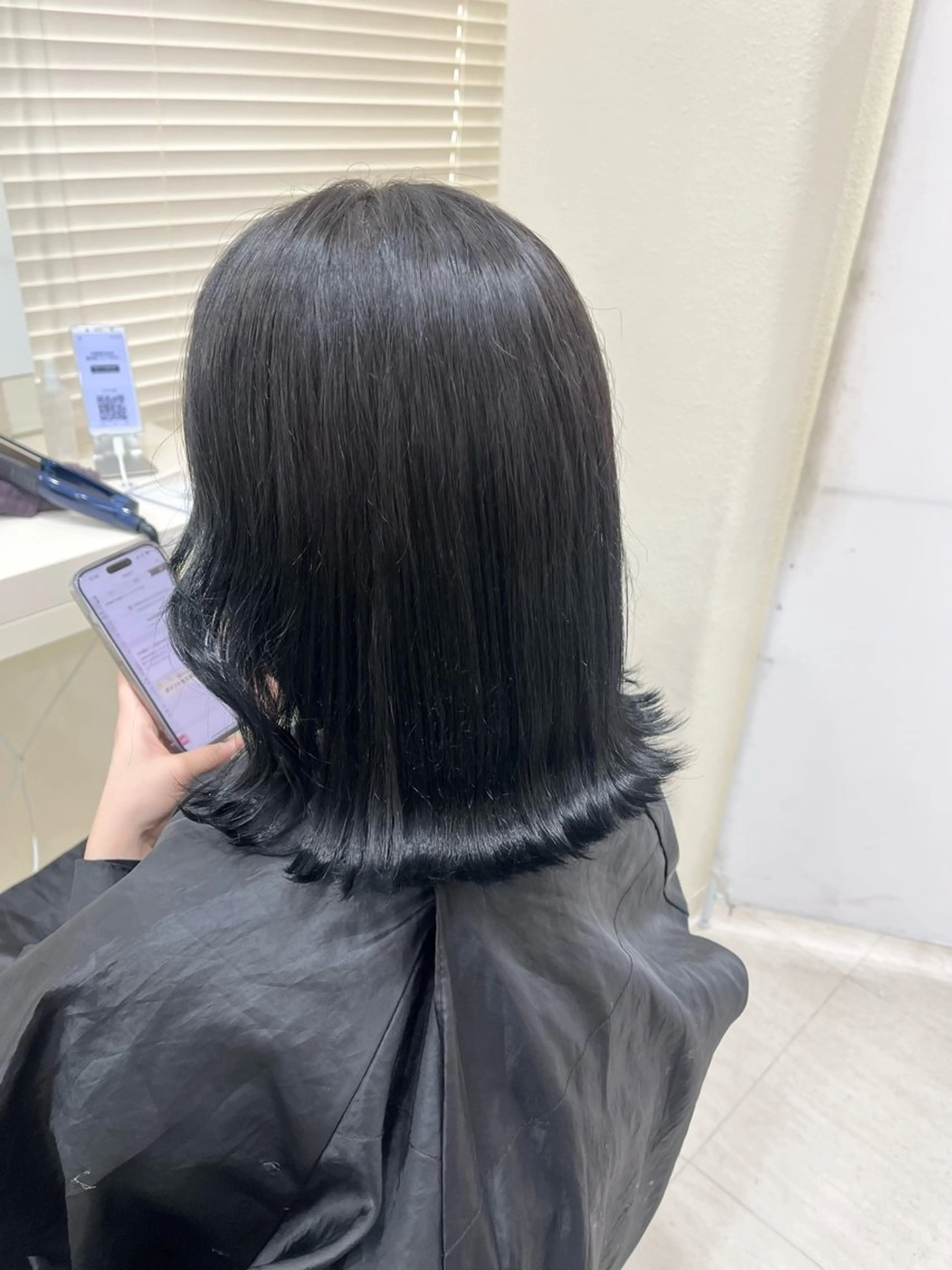 ショート カラー ダークグレー 大人上品ベージュ 🎀HARUNAのヘアスタイル