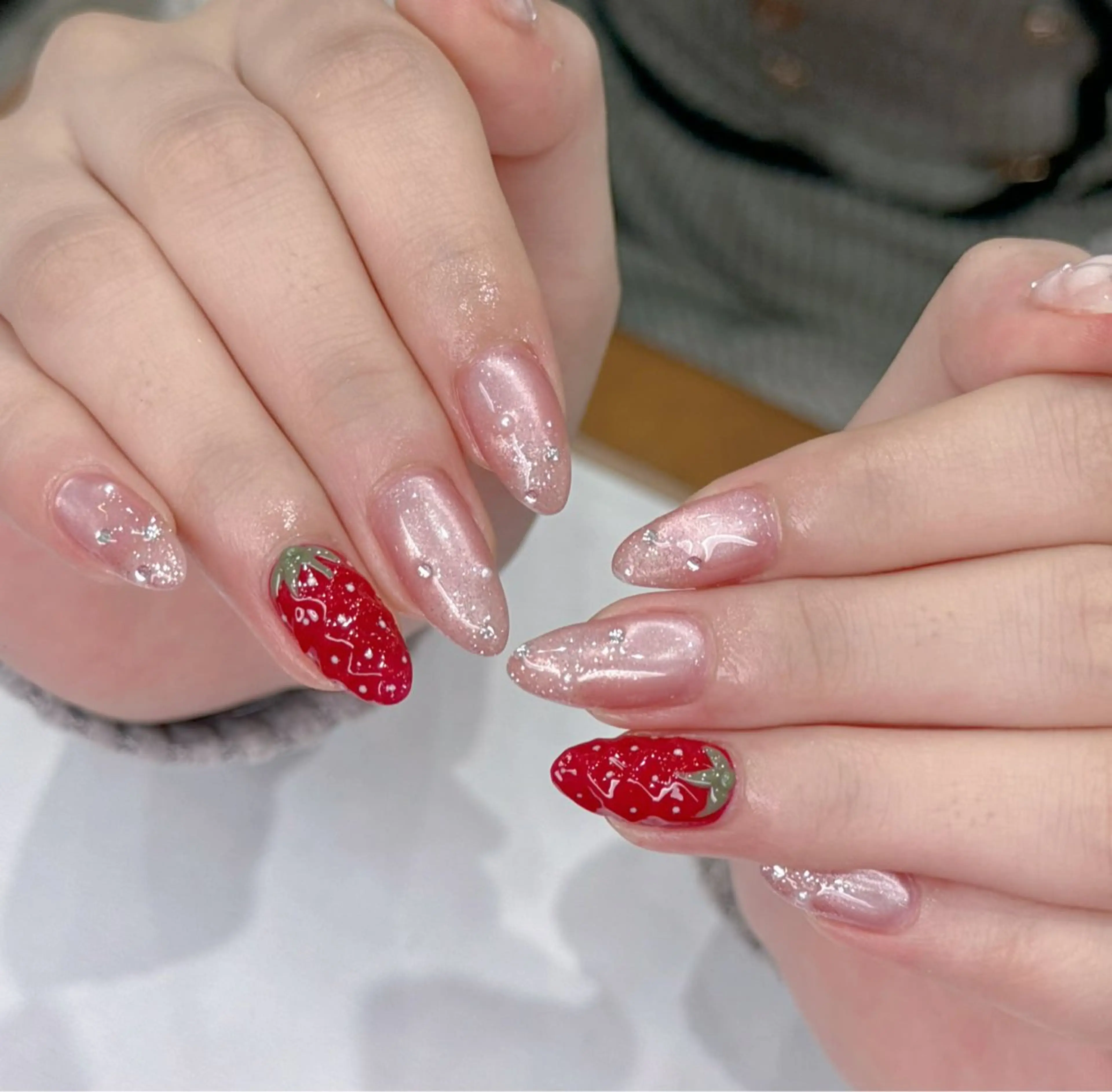 ネイル オーロラネイル ブルー チークネイル フットネイル フレンチネイル ハンドネイル REI レイのネイルデザイン