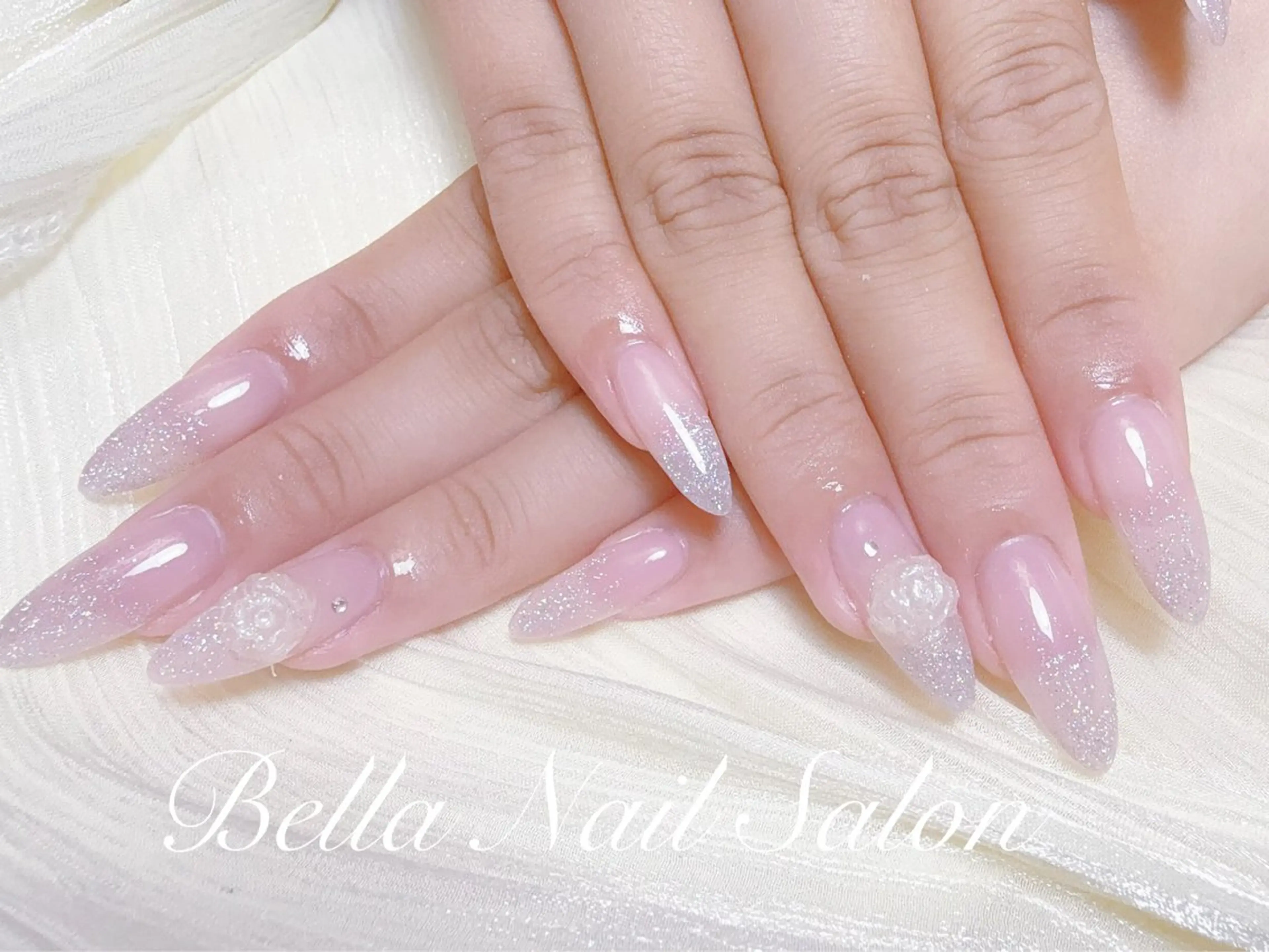ネイル ハンドネイル Bella Nail Salonパラジェルのネイルデザイン
