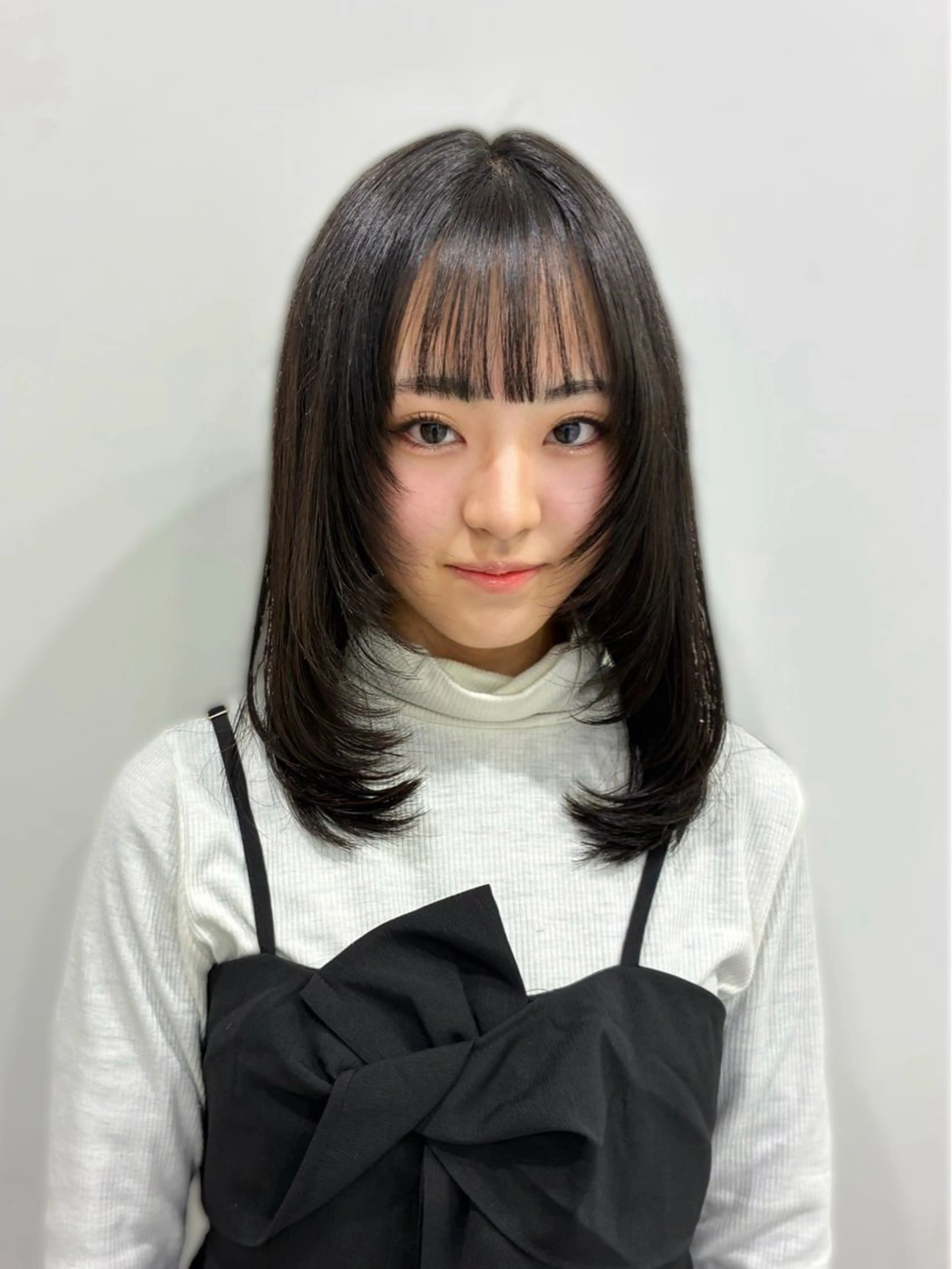 ミディアム カット トリートメント ヘアセット 透明感ベージュ🤎 manami👒🌿のヘアスタイル