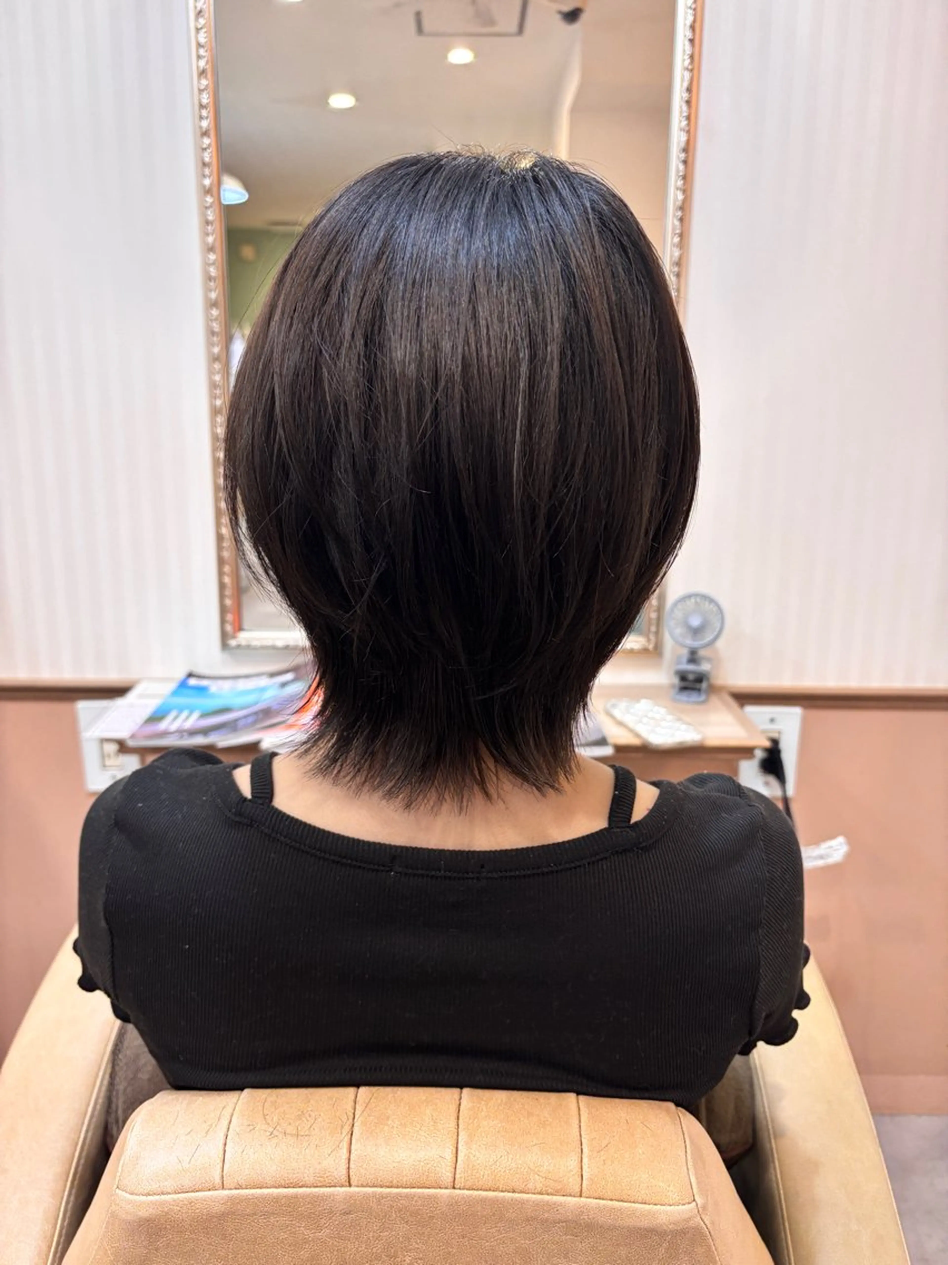 ショート シンセティックヘアデザイン所属・吉井 愛のヘアスタイル