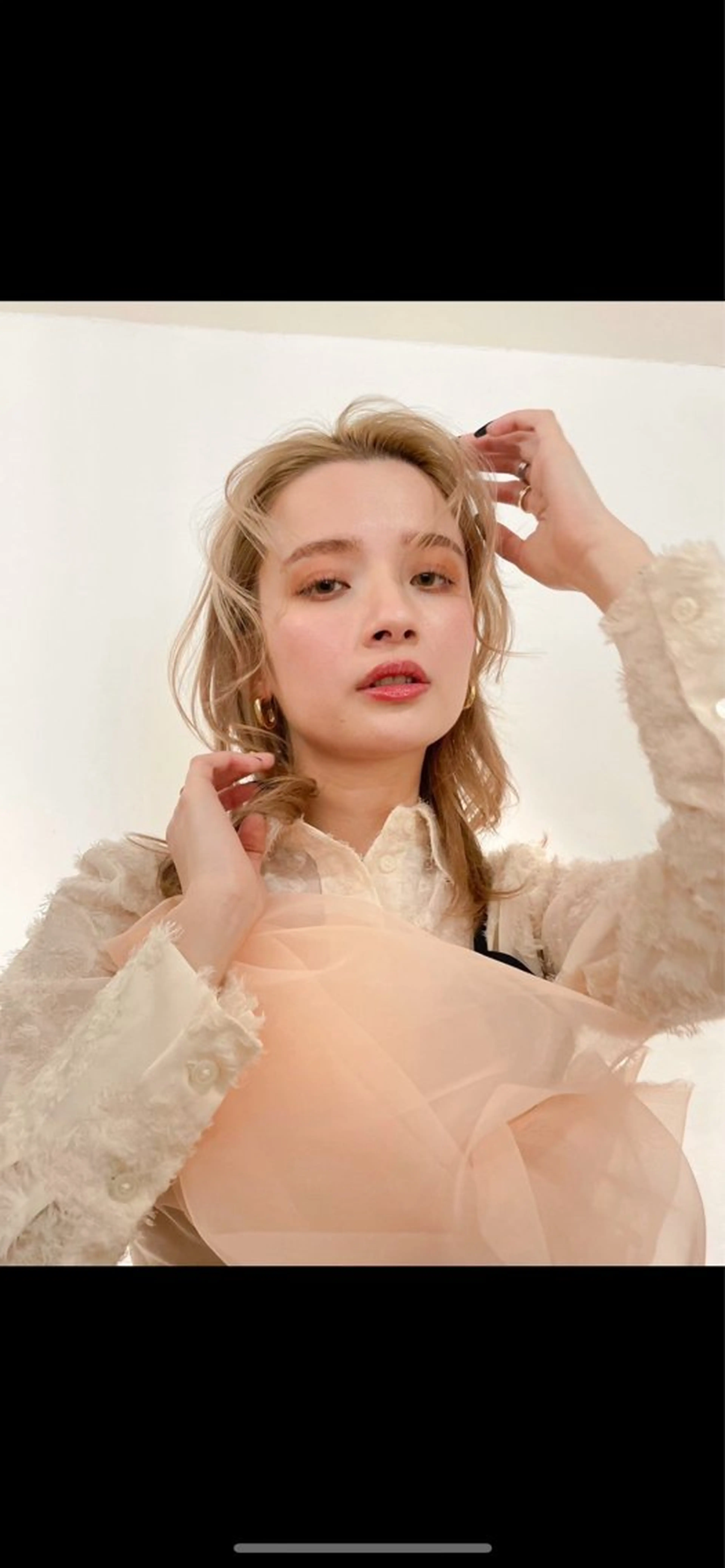 ミディアム カラー ベージュカラー ブリーチ ブロンド ブロンドベージュ ハイトーンカラー BoomBOX所属・HIBIKI/原宿 ハッシュカット🪄のヘアスタイル